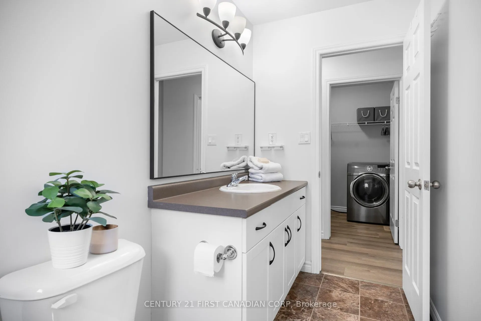 Photo 23 of 21 Pear Tree Avenue, St. Thomas — HOMEH