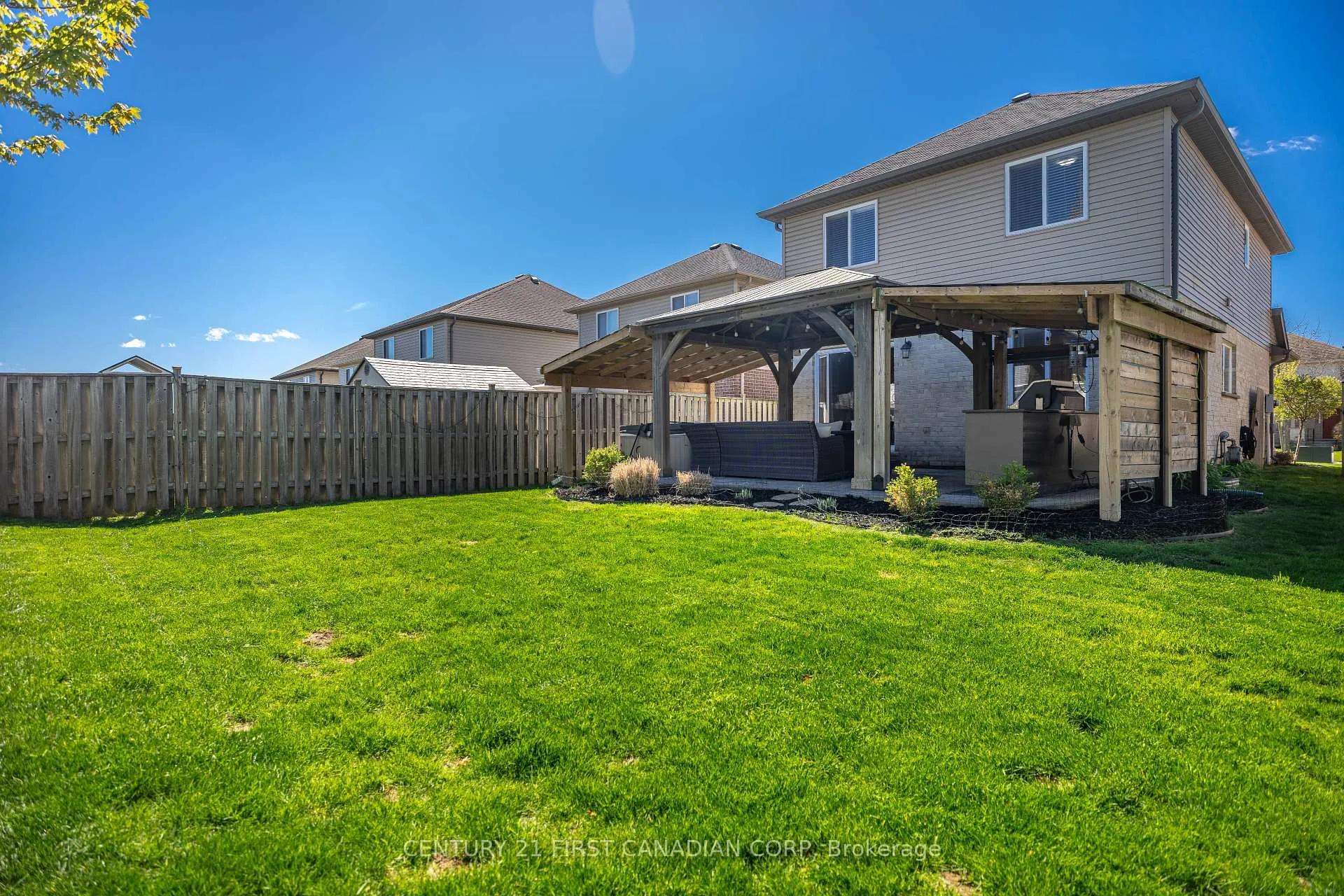 Photo 35 of 21 Pear Tree Avenue, St. Thomas — HOMEH