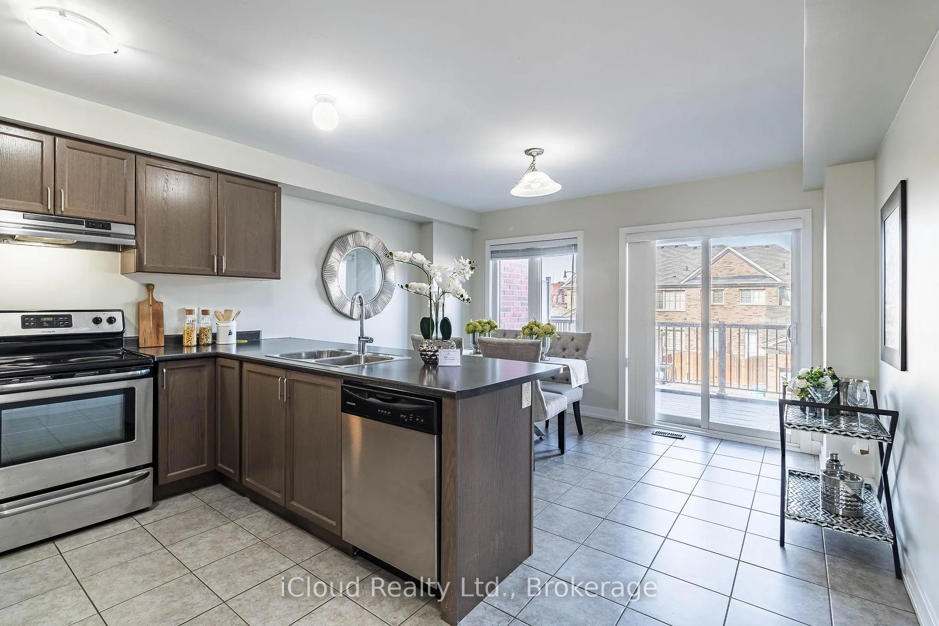 Photo 20 of 156 Inspire Boulevard, Brampton, Sandringham-Wellington North — HOMEH