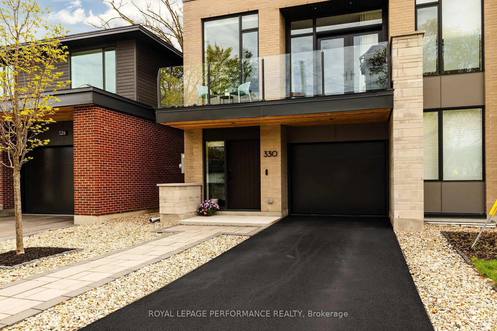 Photo 2 of 330 Kenwood Avenue, Ottawa, Westboro/Hampton Park — HOMEH