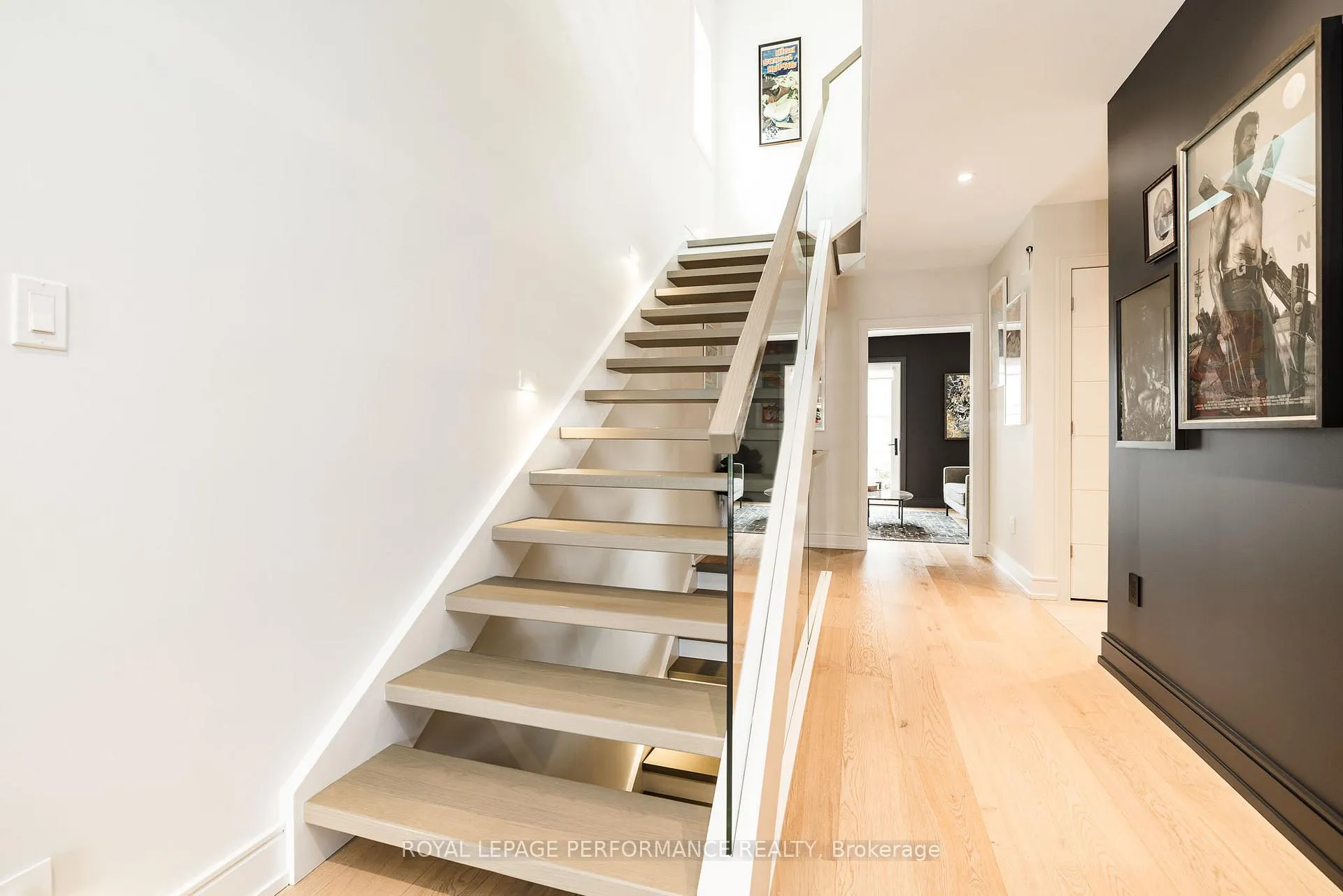 Photo 11 of 330 Kenwood Avenue, Ottawa, Westboro/Hampton Park — HOMEH