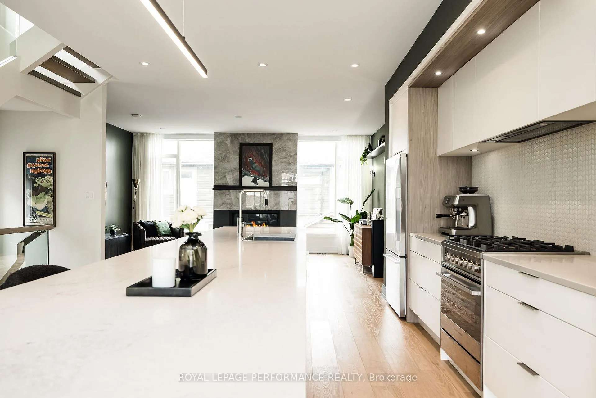 Photo 19 of 330 Kenwood Avenue, Ottawa, Westboro/Hampton Park — HOMEH