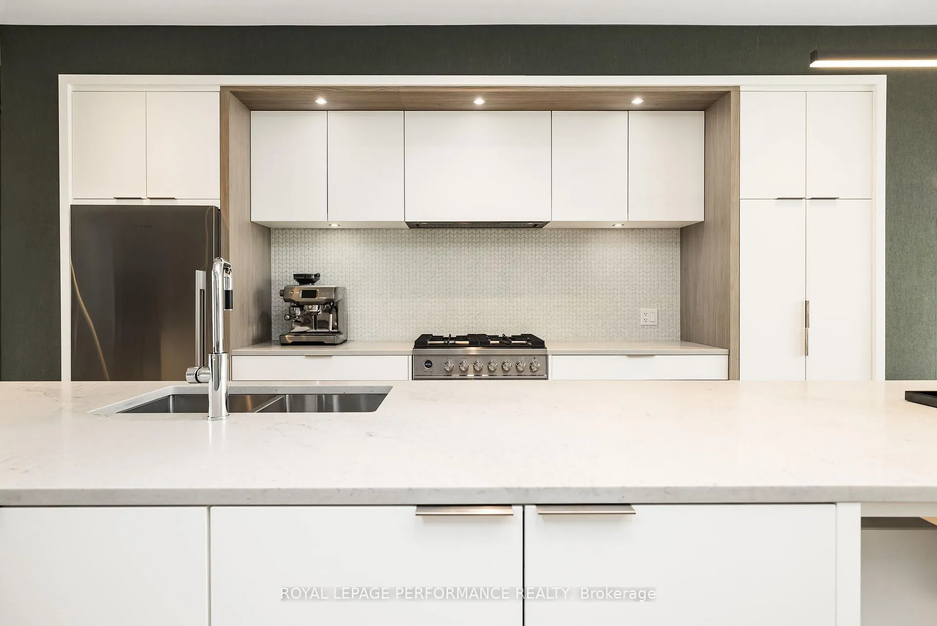 Photo 20 of 330 Kenwood Avenue, Ottawa, Westboro/Hampton Park — HOMEH