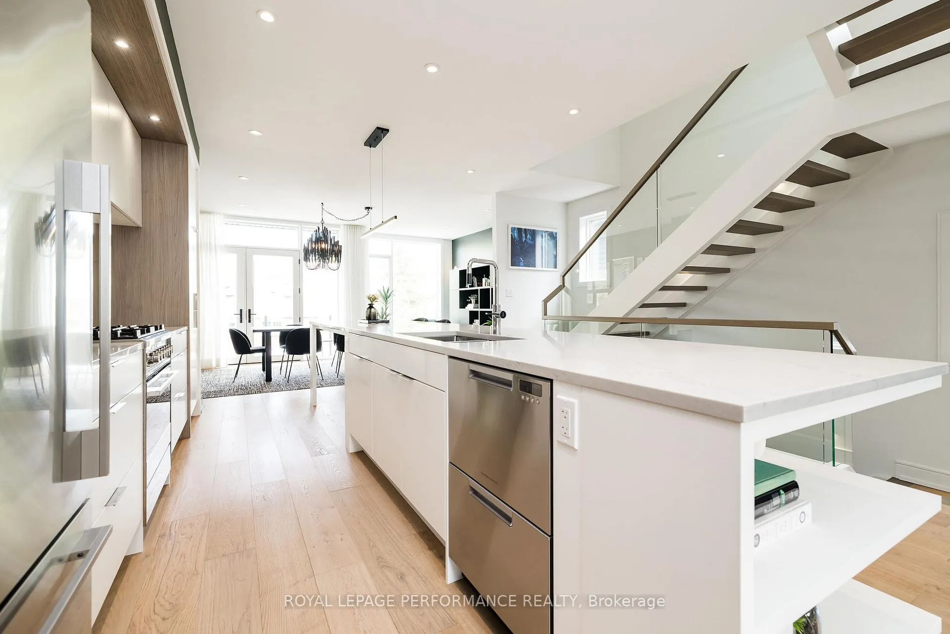 Photo 23 of 330 Kenwood Avenue, Ottawa, Westboro/Hampton Park — HOMEH