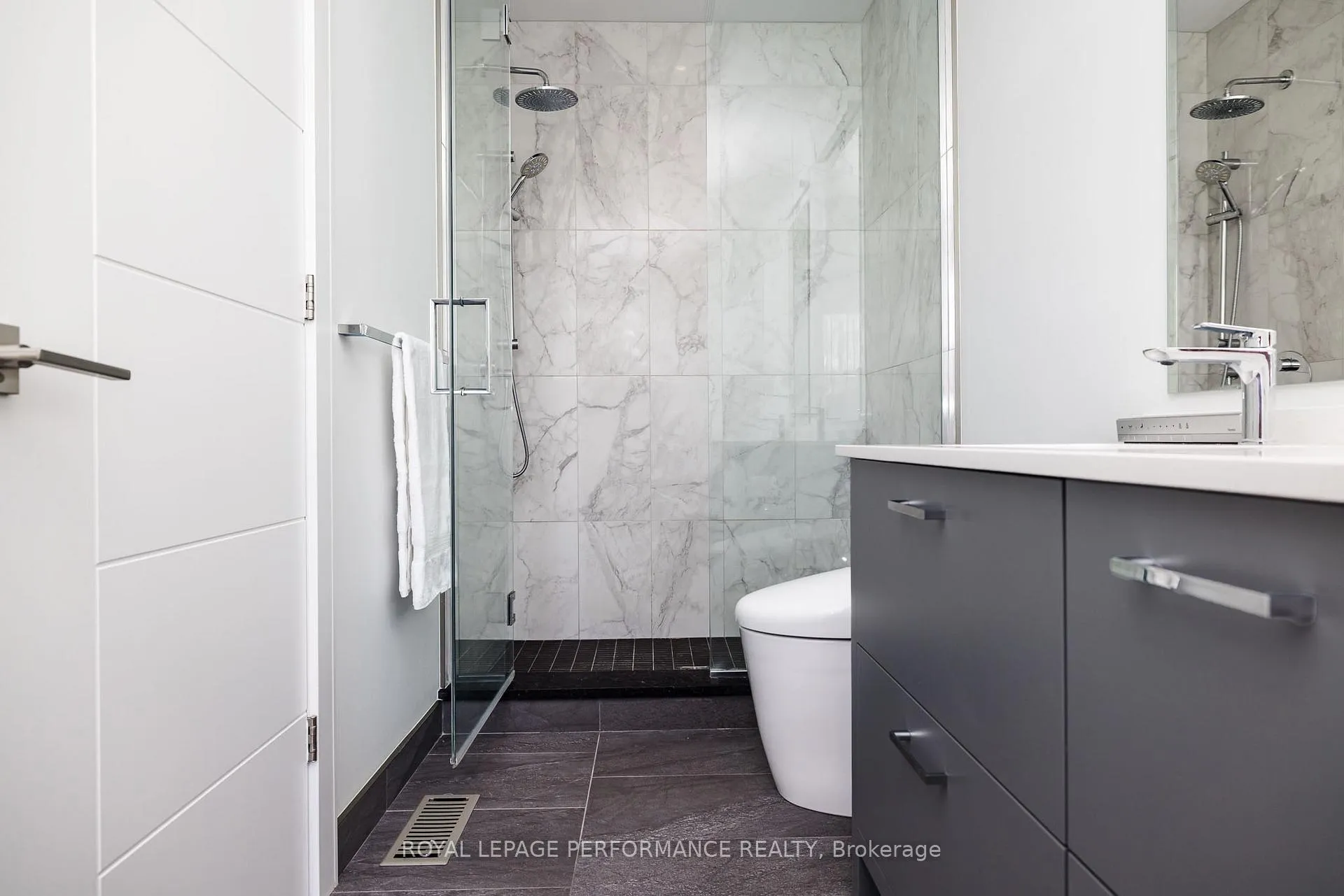 Photo 36 of 330 Kenwood Avenue, Ottawa, Westboro/Hampton Park — HOMEH