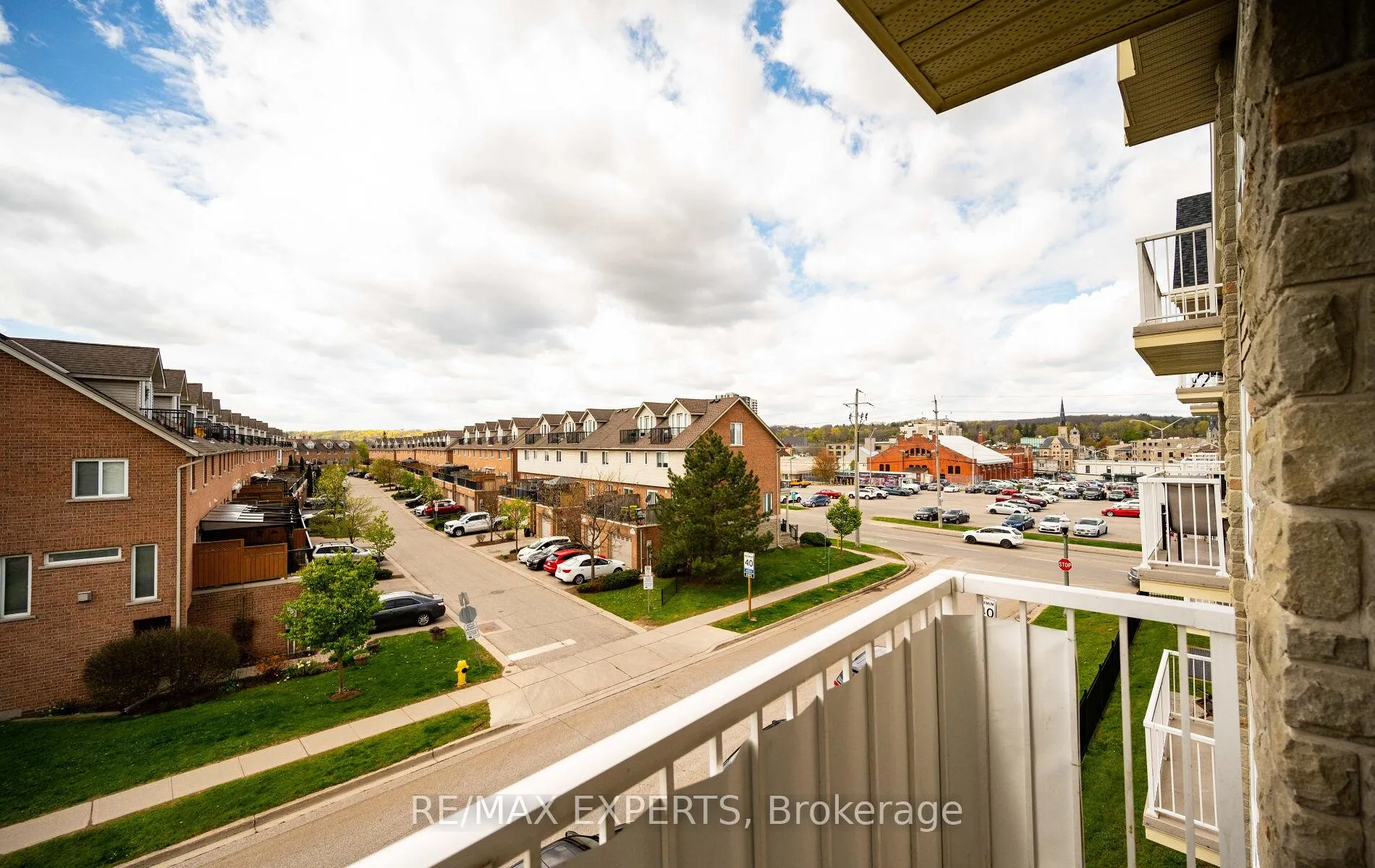 Photo 18 of Unit 319, 8 Harris Street, Cambridge, East Galt — HOMEH