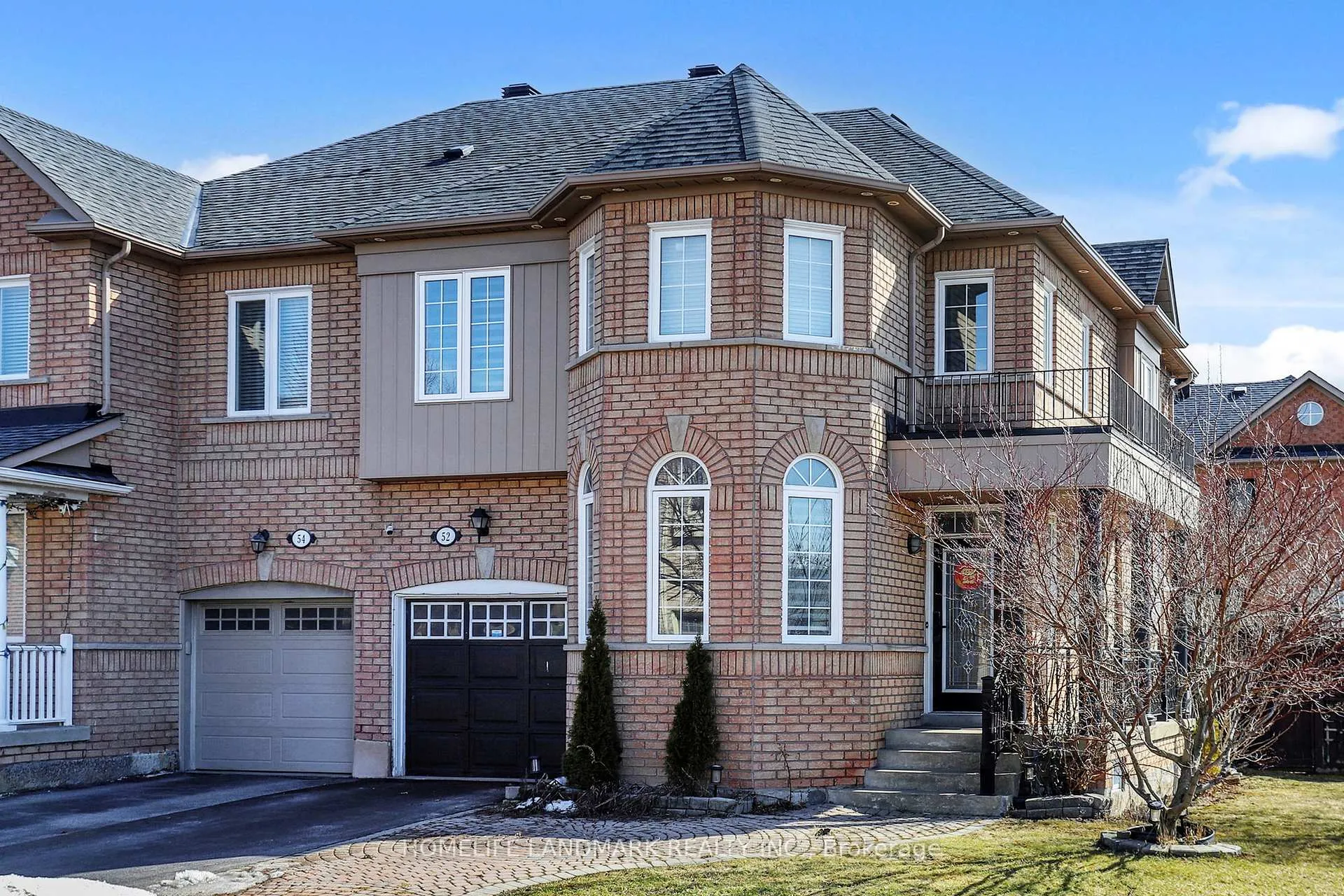 Photo 2 of 52 Lakespring Drive, Markham, Cachet — HOMEH