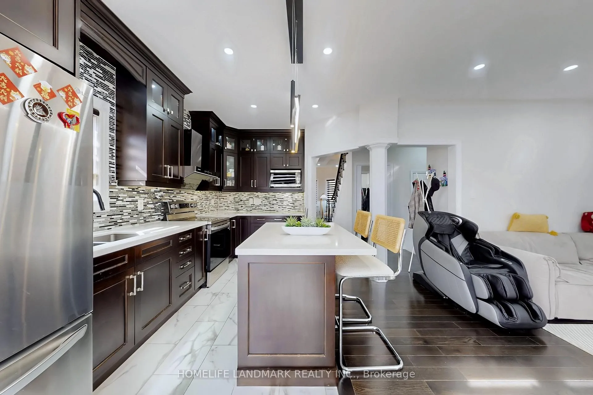 Photo 14 of 52 Lakespring Drive, Markham, Cachet — HOMEH