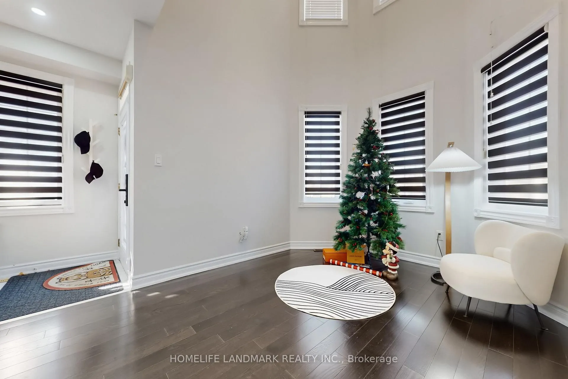 Photo 20 of 52 Lakespring Drive, Markham, Cachet — HOMEH
