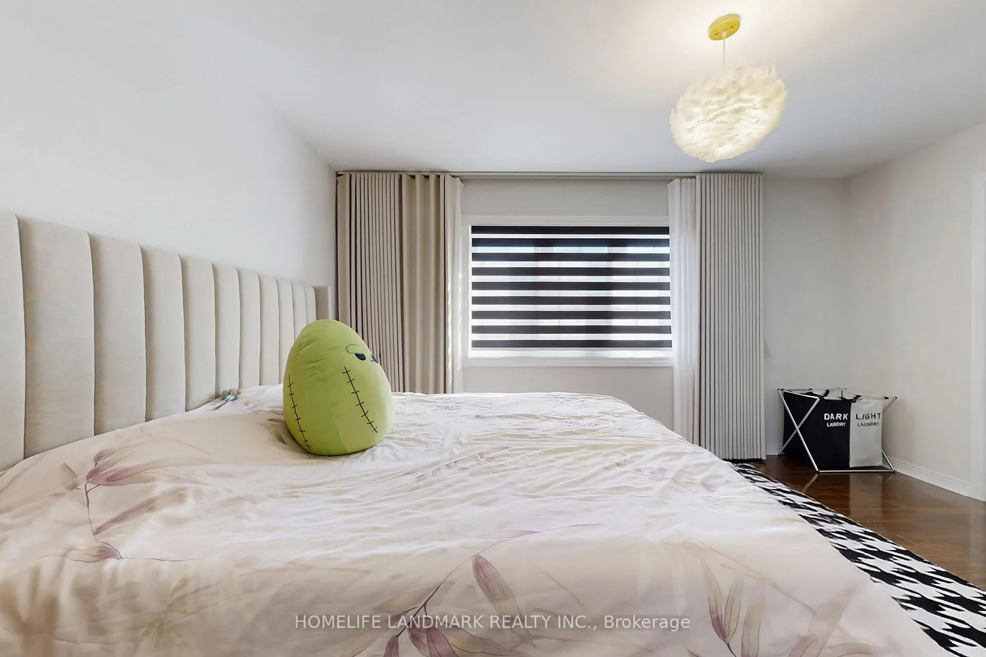 Photo 28 of 52 Lakespring Drive, Markham, Cachet — HOMEH