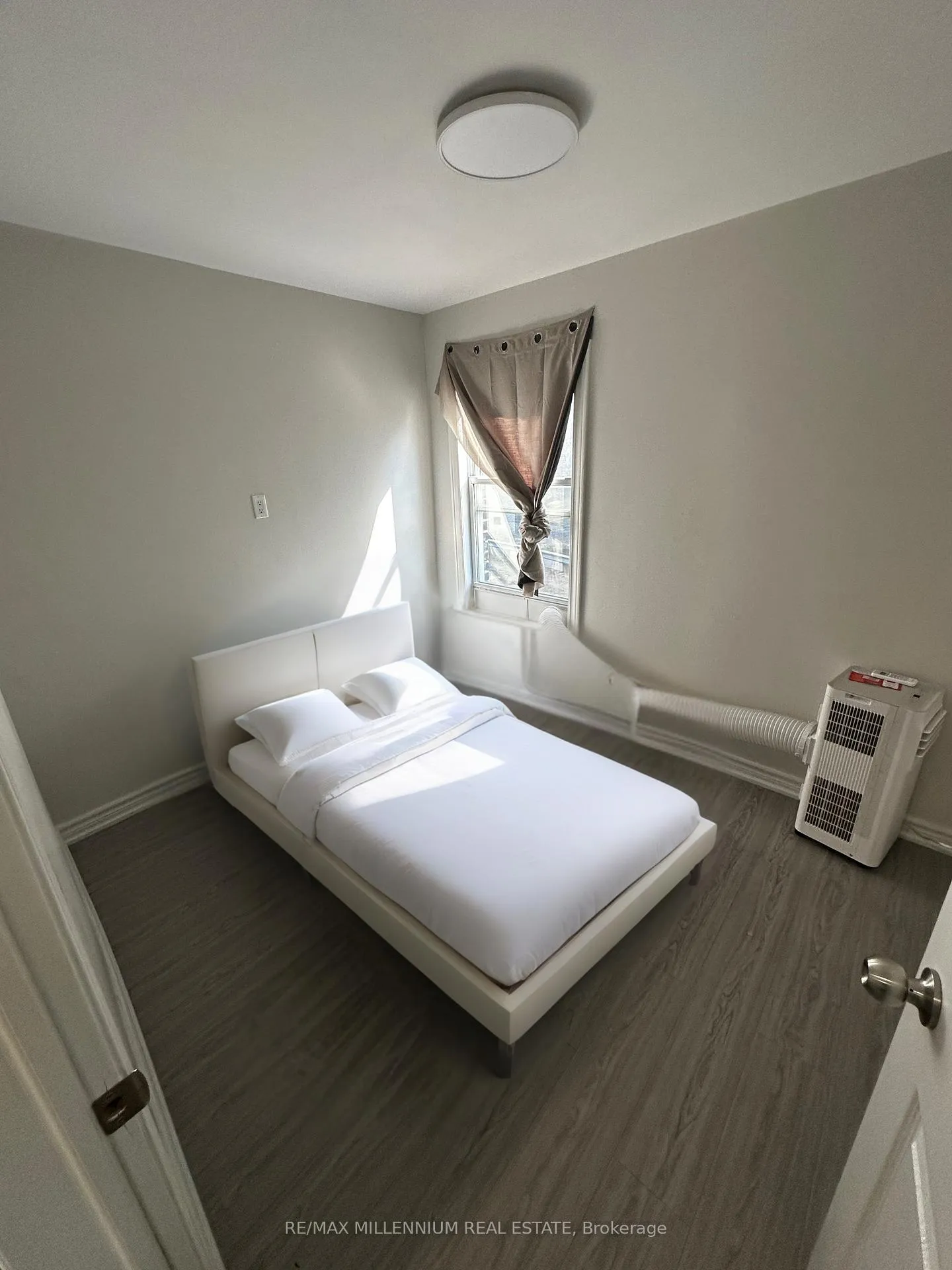 Front of Unit Apt. 1 Room B, 25 Howard Street