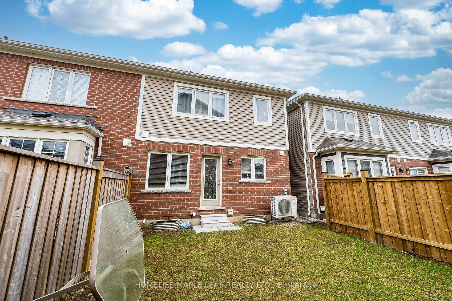 Photo 34 of 67 Benhurst Crescent, Brampton, Northwest Brampton — HOMEH