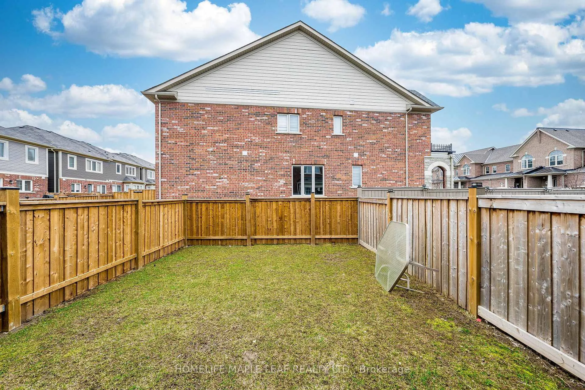 Photo 39 of 67 Benhurst Crescent, Brampton, Northwest Brampton — HOMEH