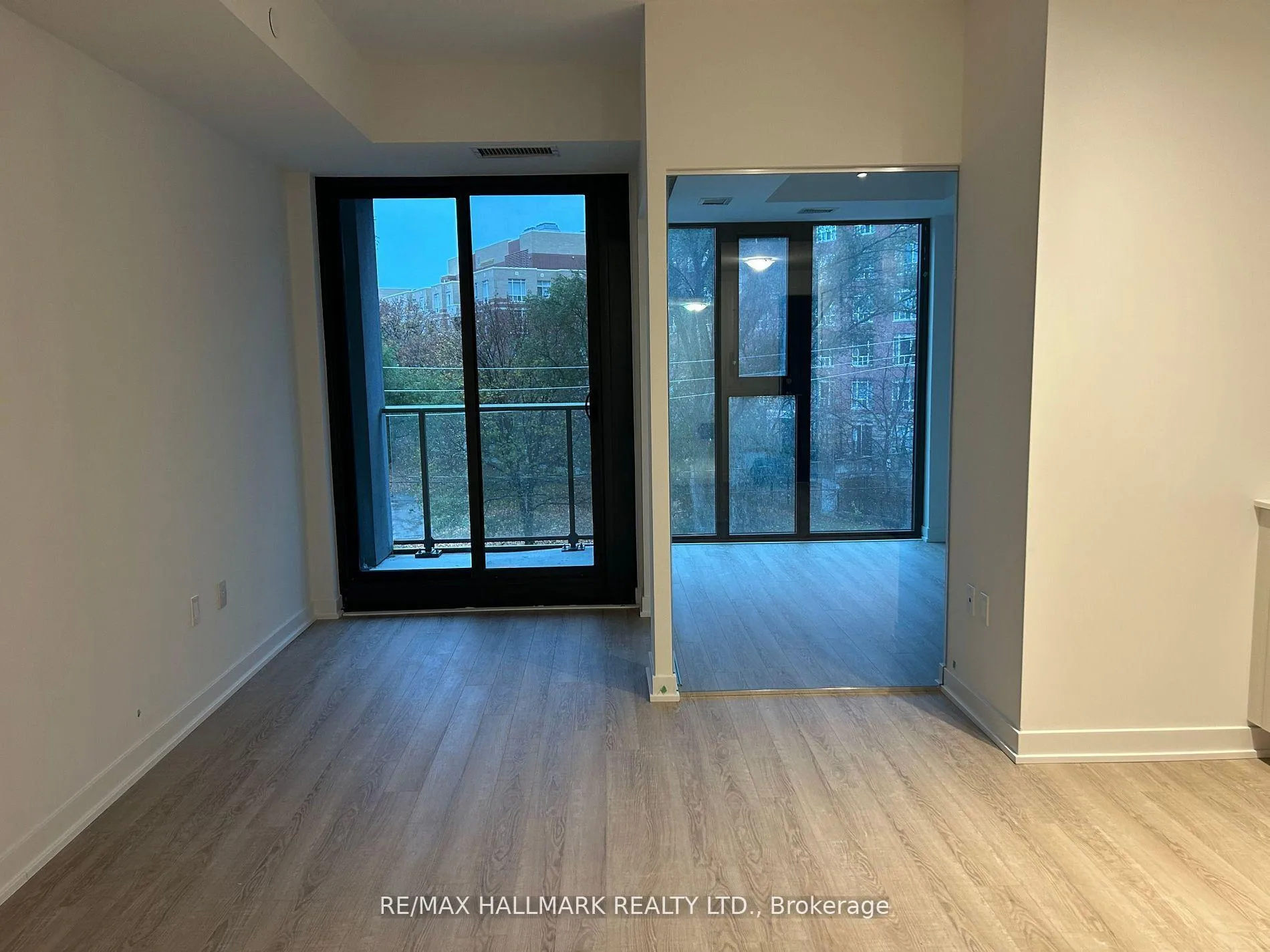 Photo 10 of Unit 312, 250 Lawrence Avenue, Toronto, Lawrence Park North — HOMEH