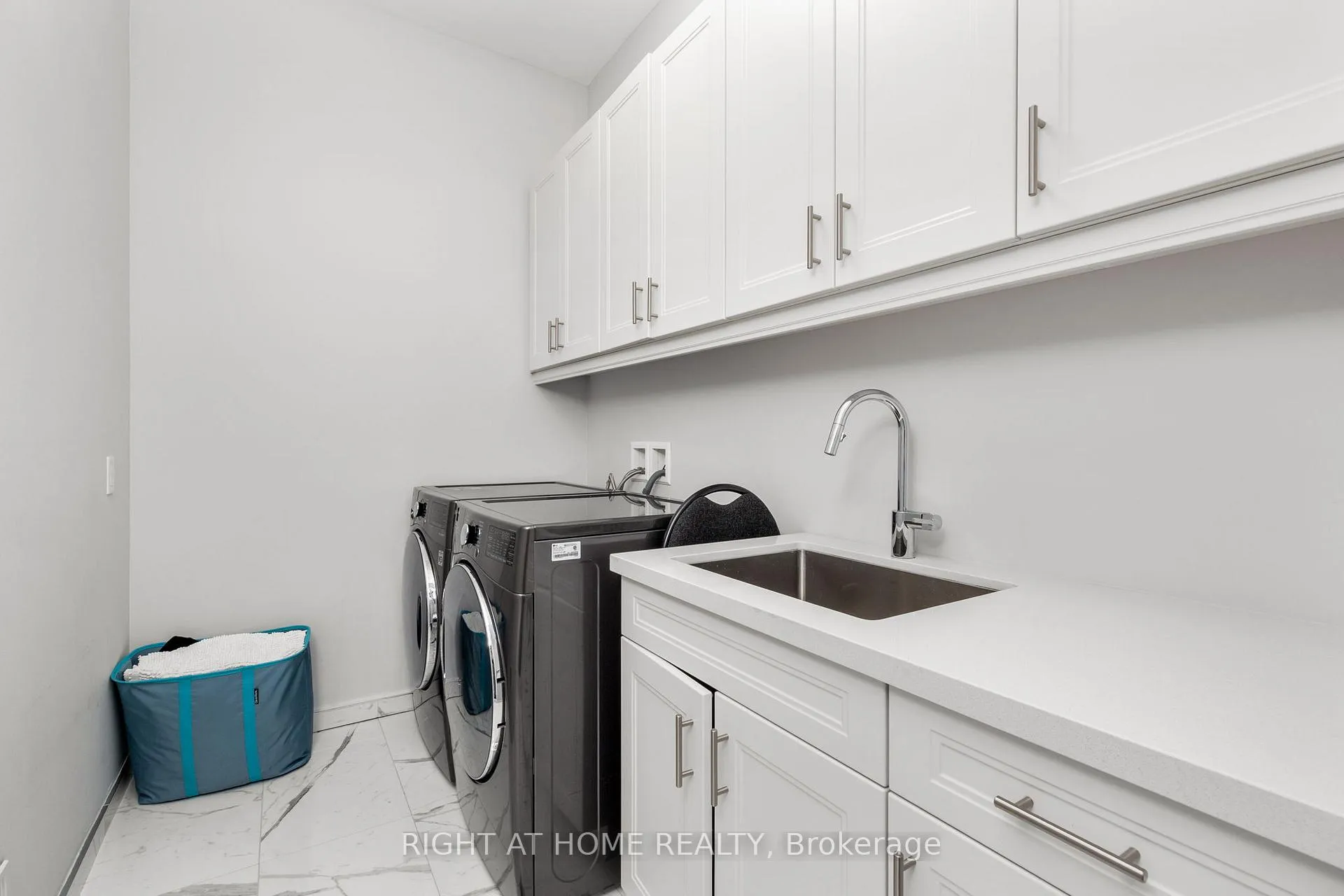 Photo 37 of 3124 Daniel Way, Oakville, Glenorchy — HOMEH