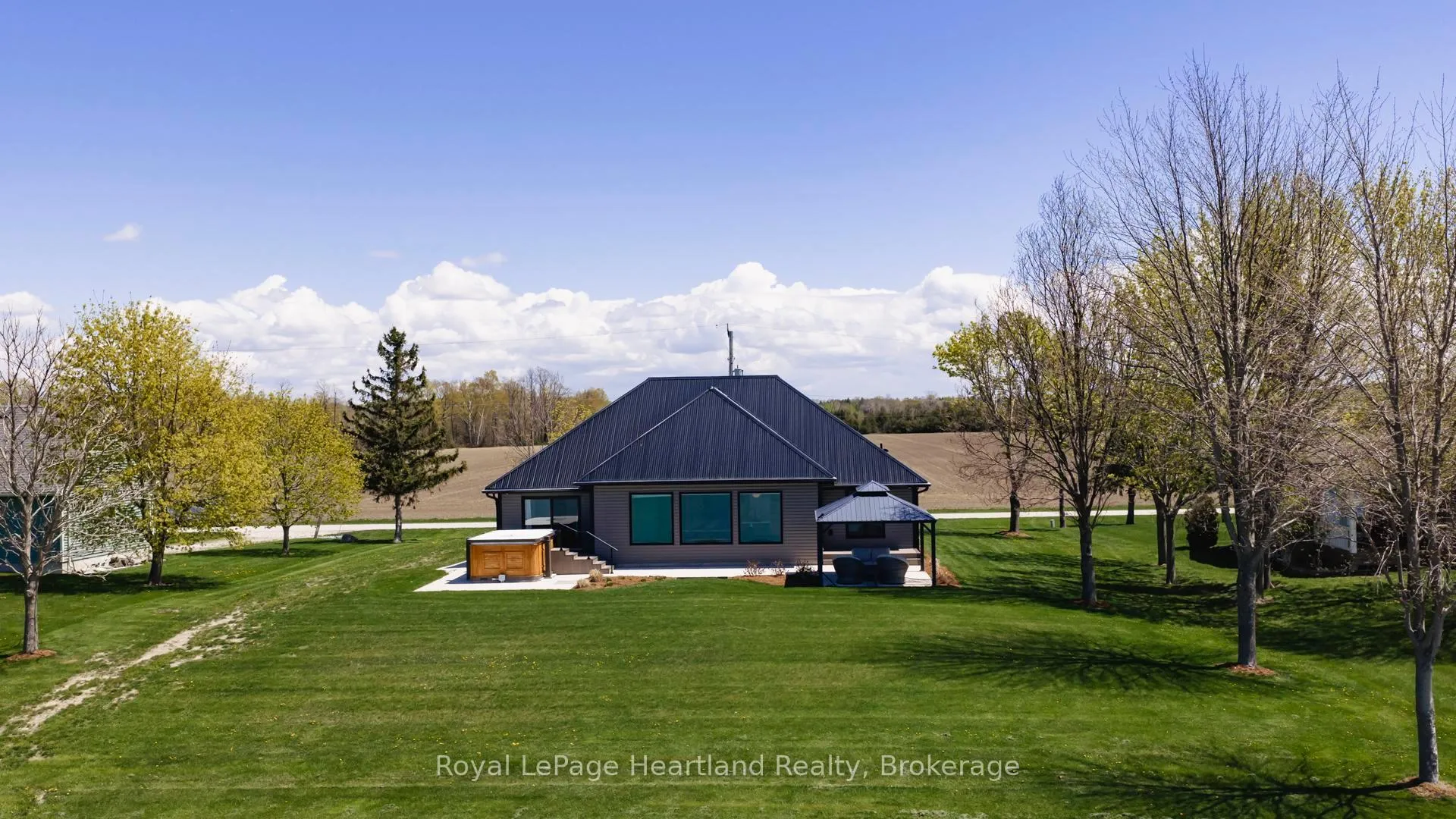 Photo 42 of 77961 Dryden Lane, Central Huron, Goderich — HOMEH