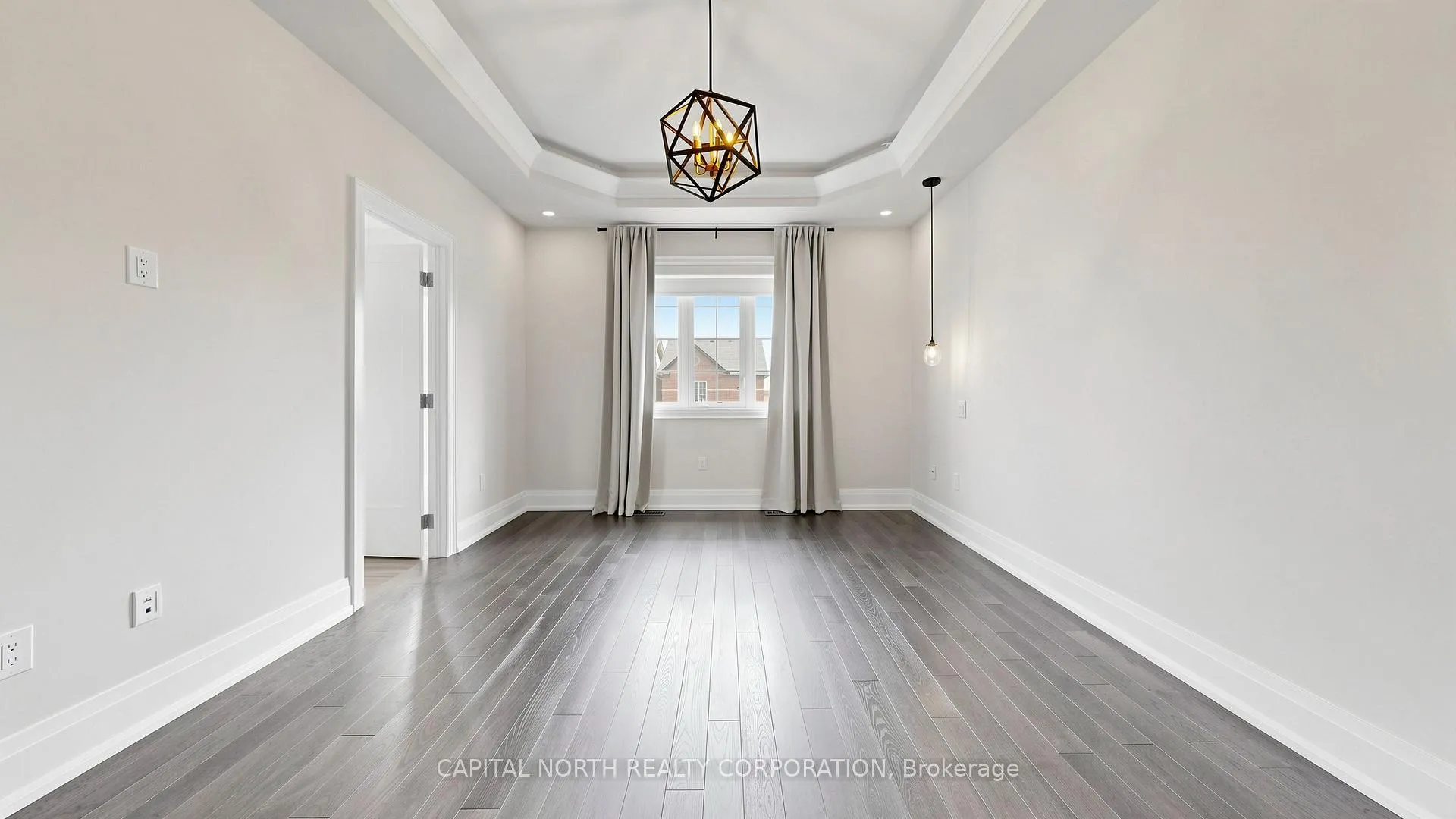 Photo 19 of 170 Moody Drive, Vaughan, Kleinburg — HOMEH