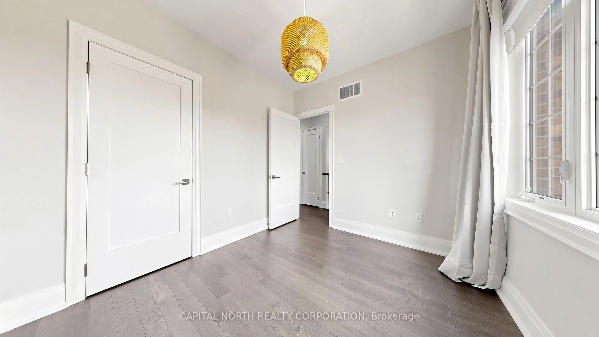 Photo 27 of 170 Moody Drive, Vaughan, Kleinburg — HOMEH