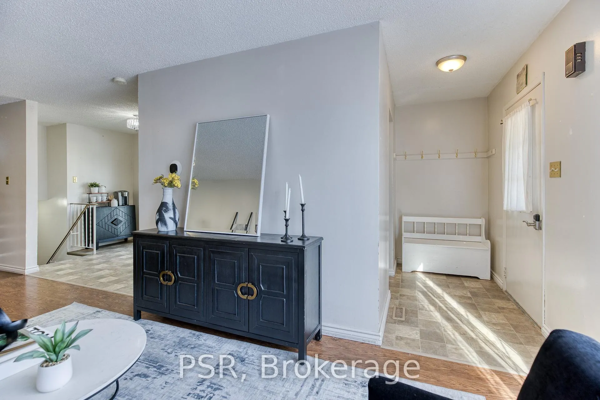 Photo 4 of 231 Heritage Drive, Kitchener — HOMEH