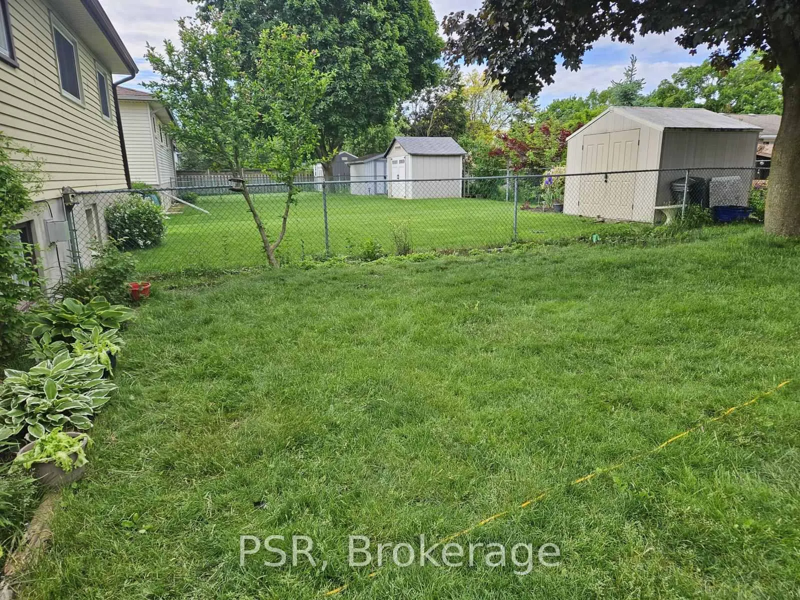 Photo 31 of 231 Heritage Drive, Kitchener — HOMEH