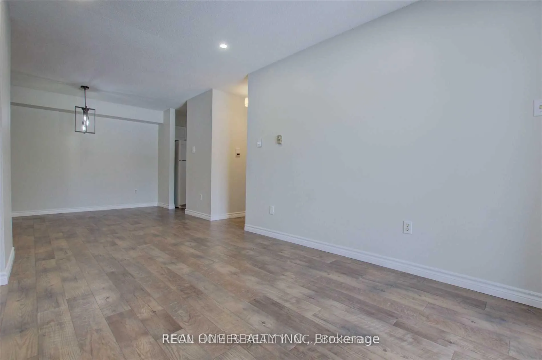 Photo 12 of Unit 1113, 1450 Glen Abbey Gate, Oakville, Glen Abbey — HOMEH