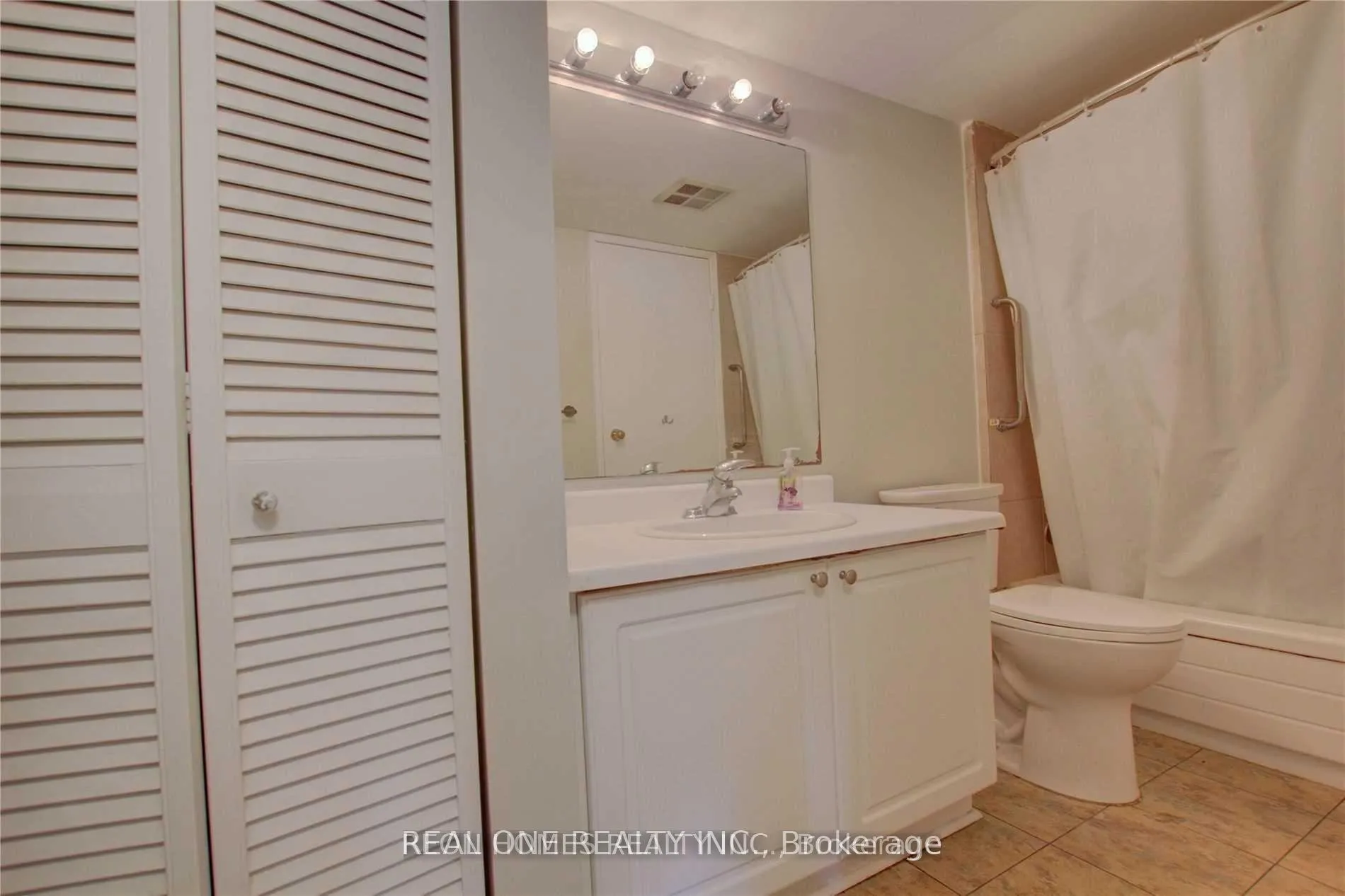 Photo 20 of Unit 1113, 1450 Glen Abbey Gate, Oakville, Glen Abbey — HOMEH
