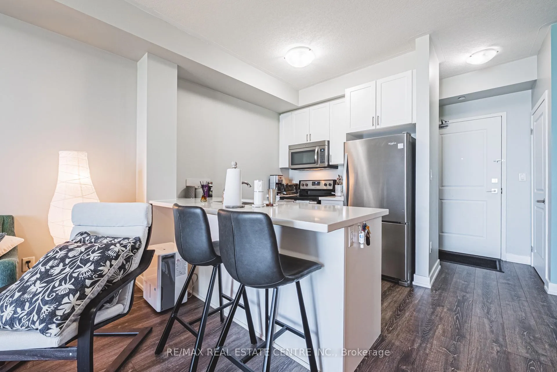 Photo 5 of Unit 333, 35 Southshore Crescent, Hamilton, Lakeshore — HOMEH