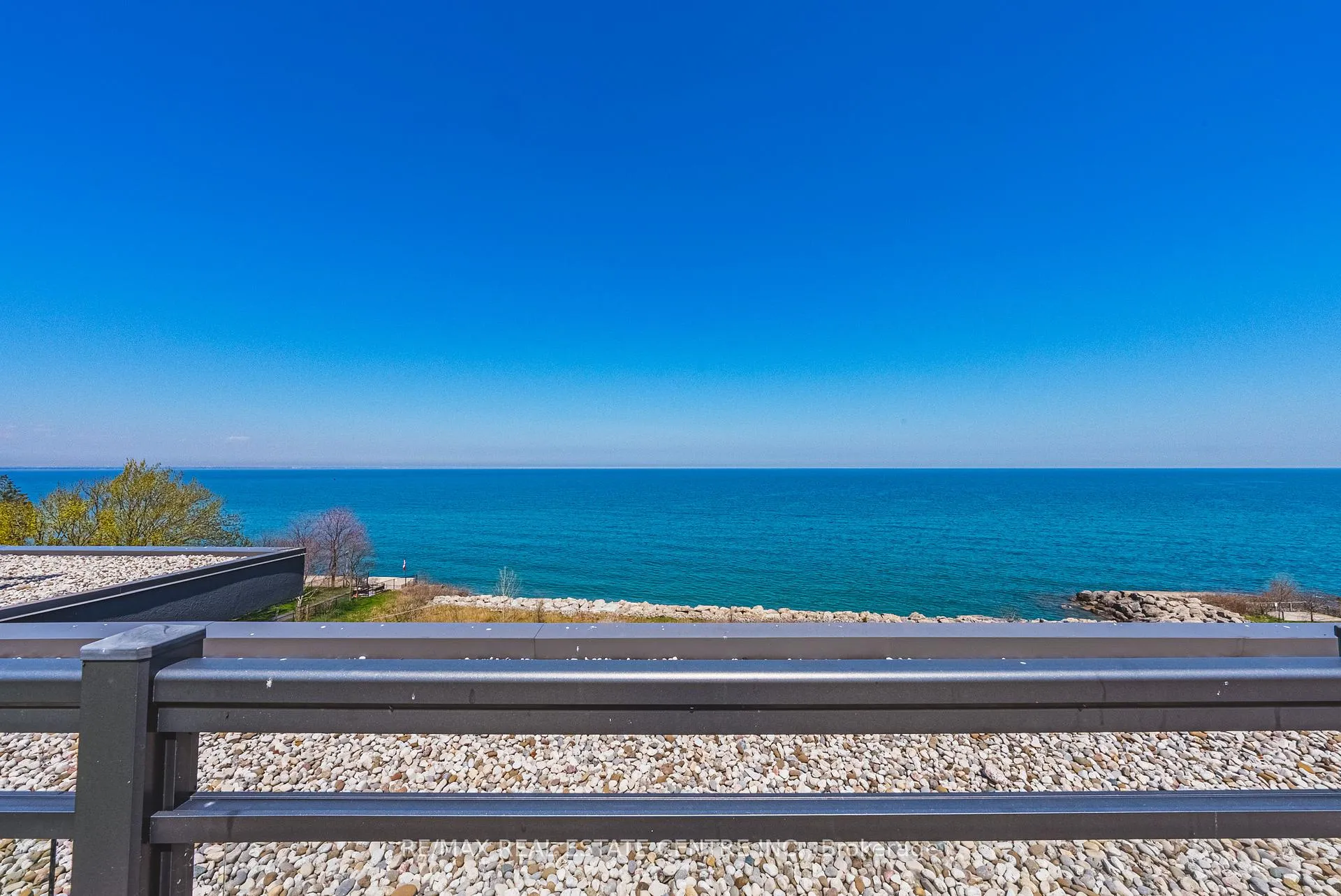 Photo 22 of Unit 333, 35 Southshore Crescent, Hamilton, Lakeshore — HOMEH