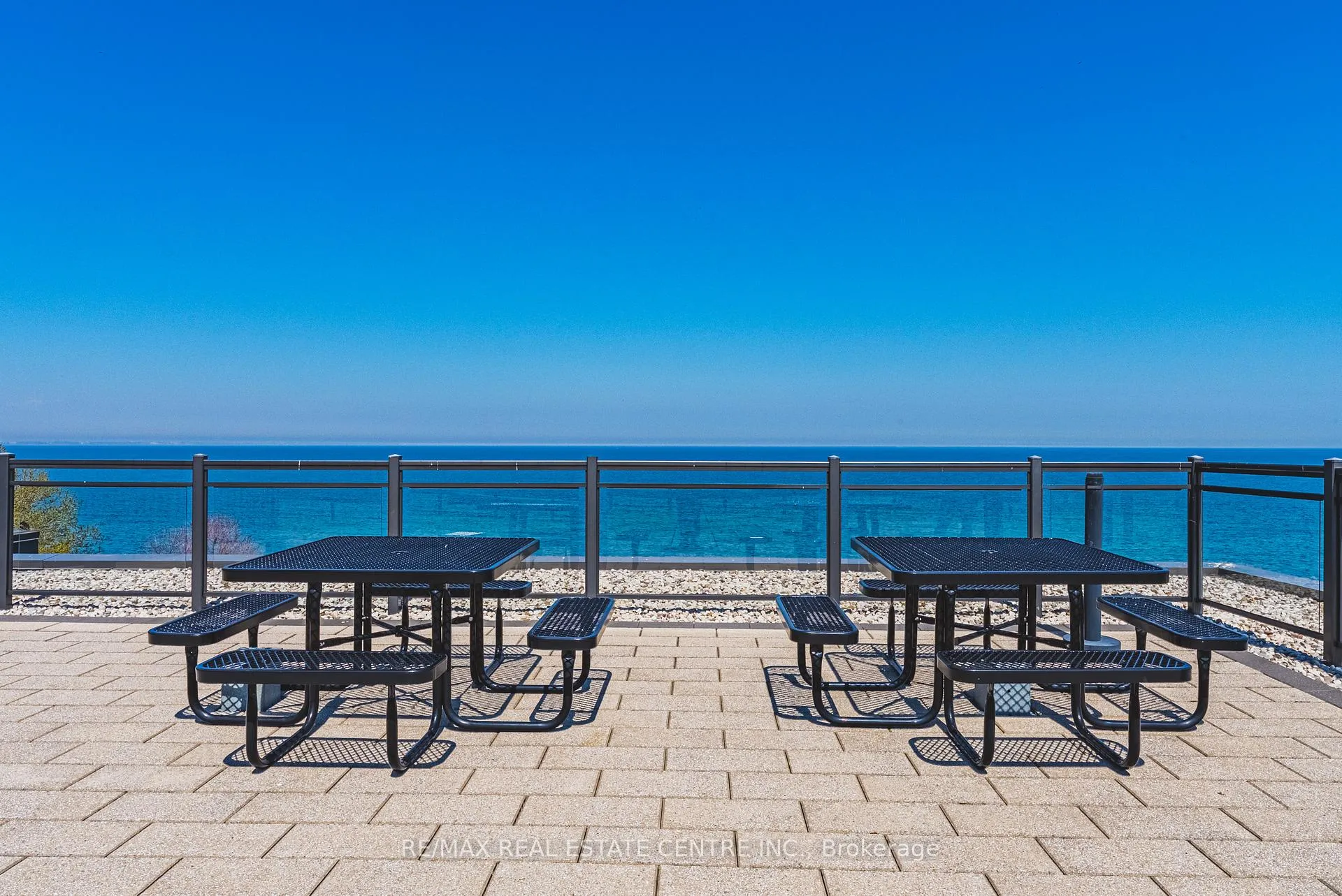 Photo 23 of Unit 333, 35 Southshore Crescent, Hamilton, Lakeshore — HOMEH