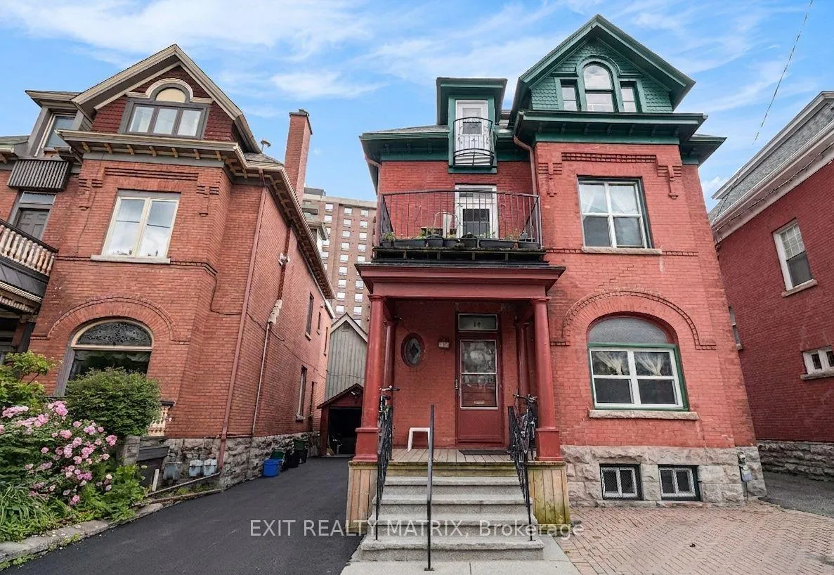 Photo of 14 Somerset Street W