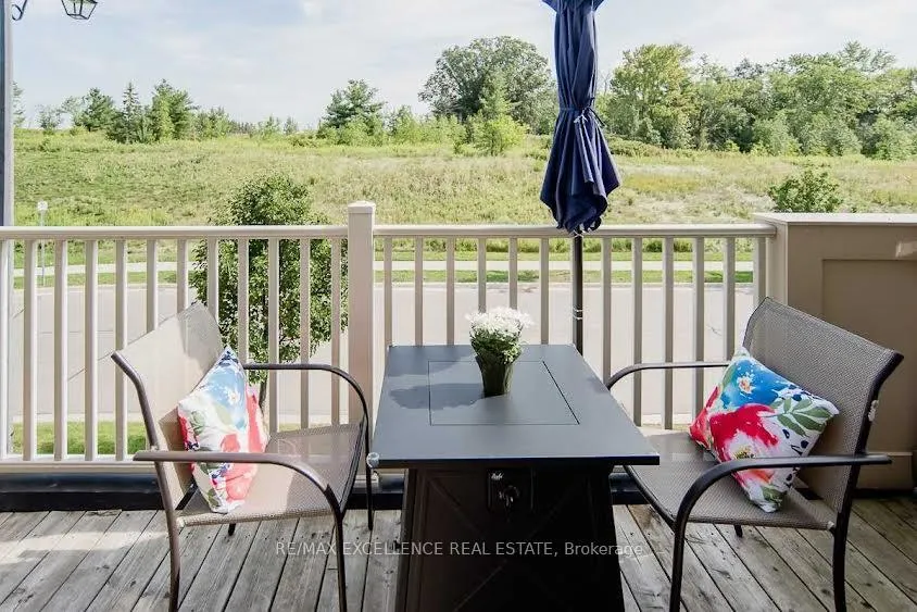 Photo 14 of 878 Brassard Circle, Milton, Willmott — HOMEH