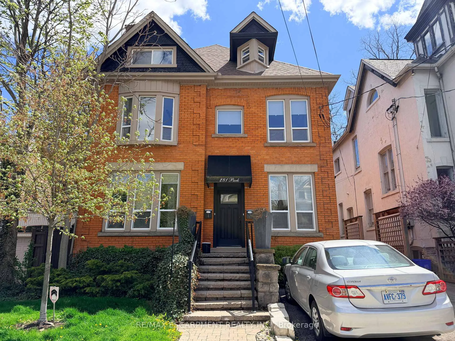 Photo 2 of Unit 1, 281 Park Street S, Hamilton, Durand — HOMEH