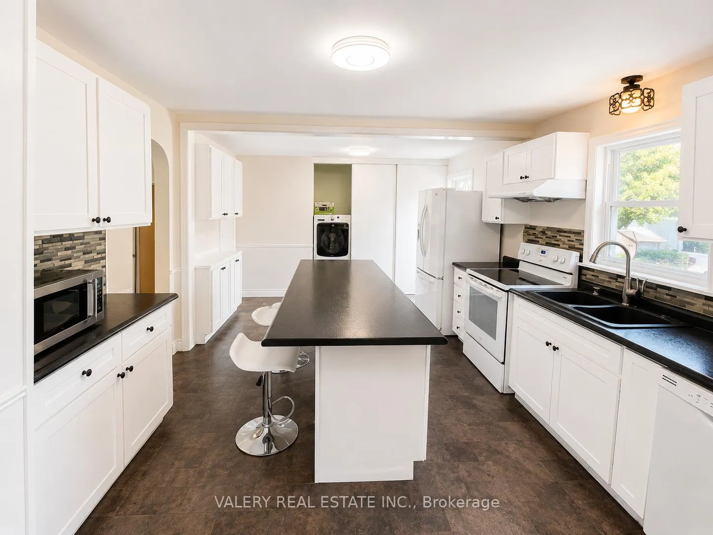 Photo 1 of Unit Main, 374 Edmonton Street, Hamilton, Crown Point — HOMEH