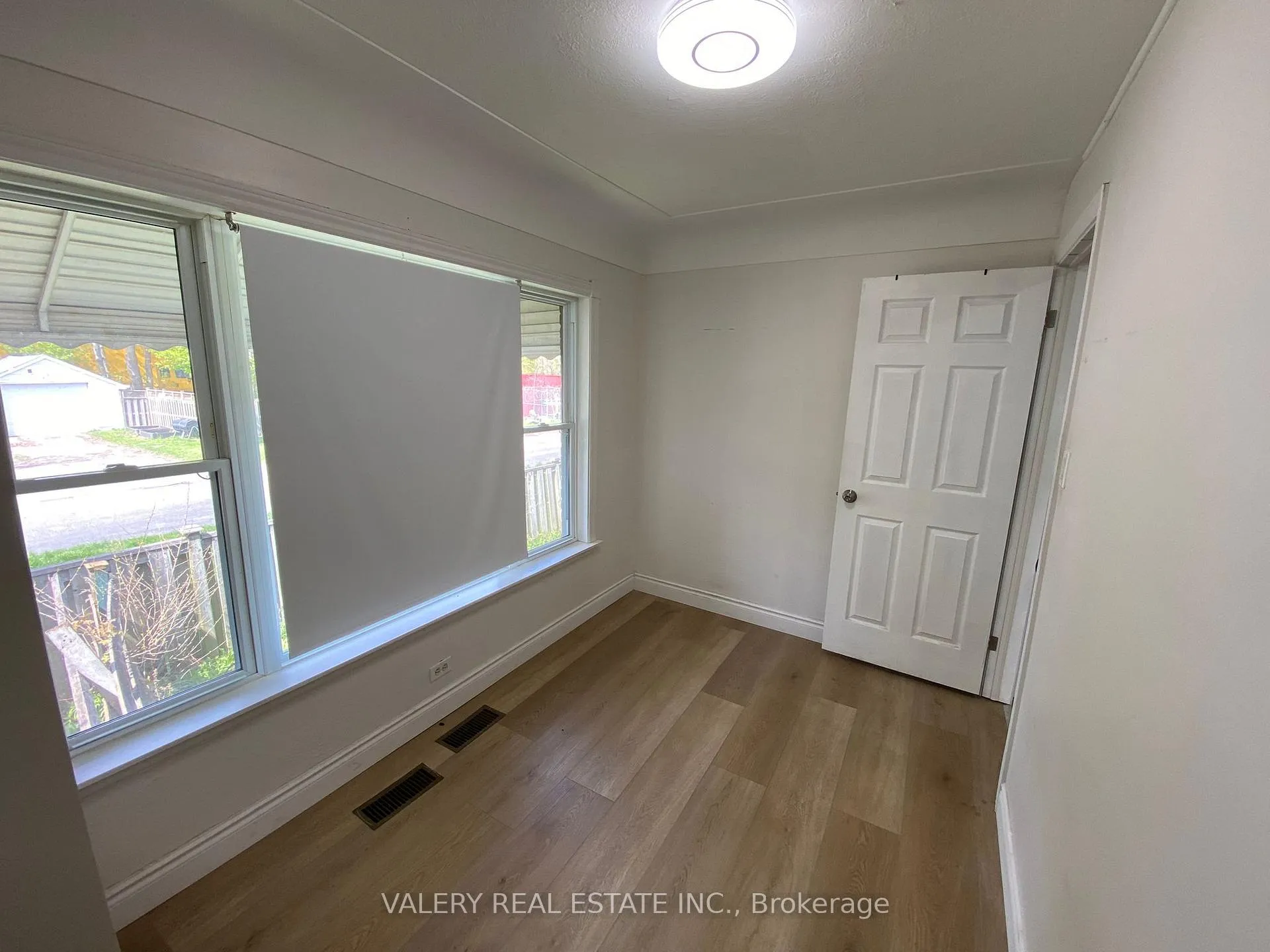Photo 14 of Unit Main, 374 Edmonton Street, Hamilton, Crown Point — HOMEH