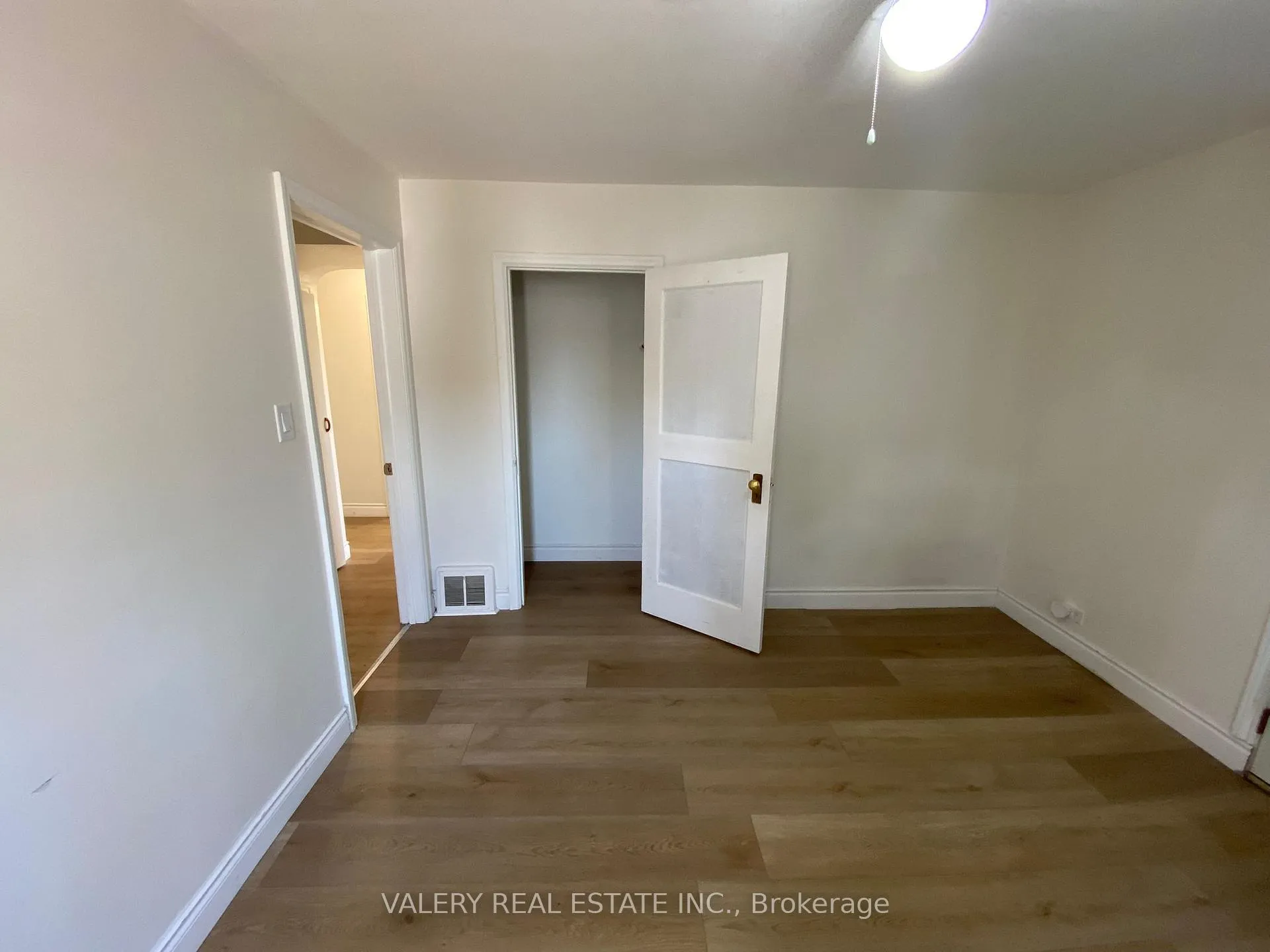 Photo 20 of Unit Main, 374 Edmonton Street, Hamilton, Crown Point — HOMEH
