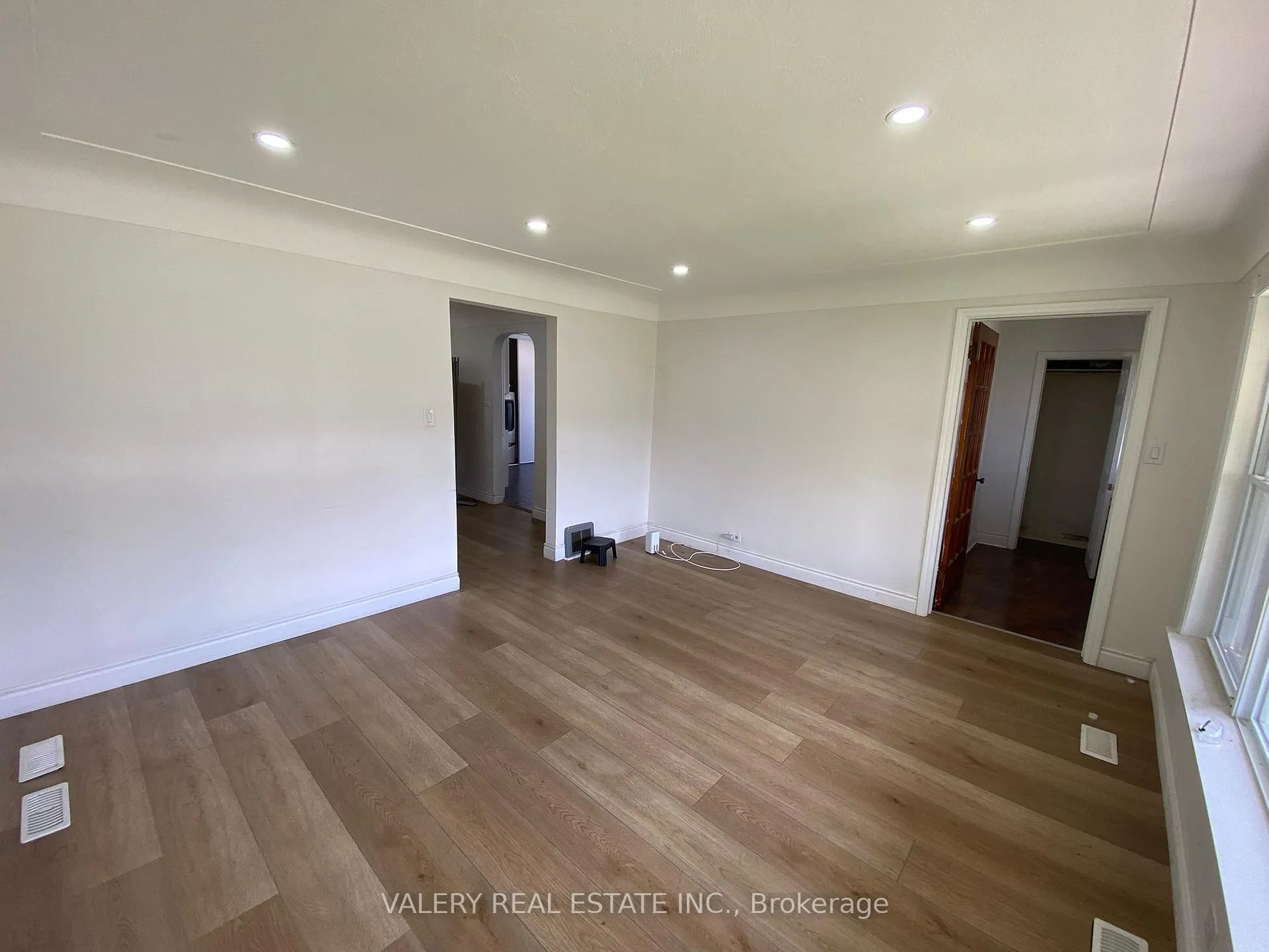 Photo 22 of Unit Main, 374 Edmonton Street, Hamilton, Crown Point — HOMEH