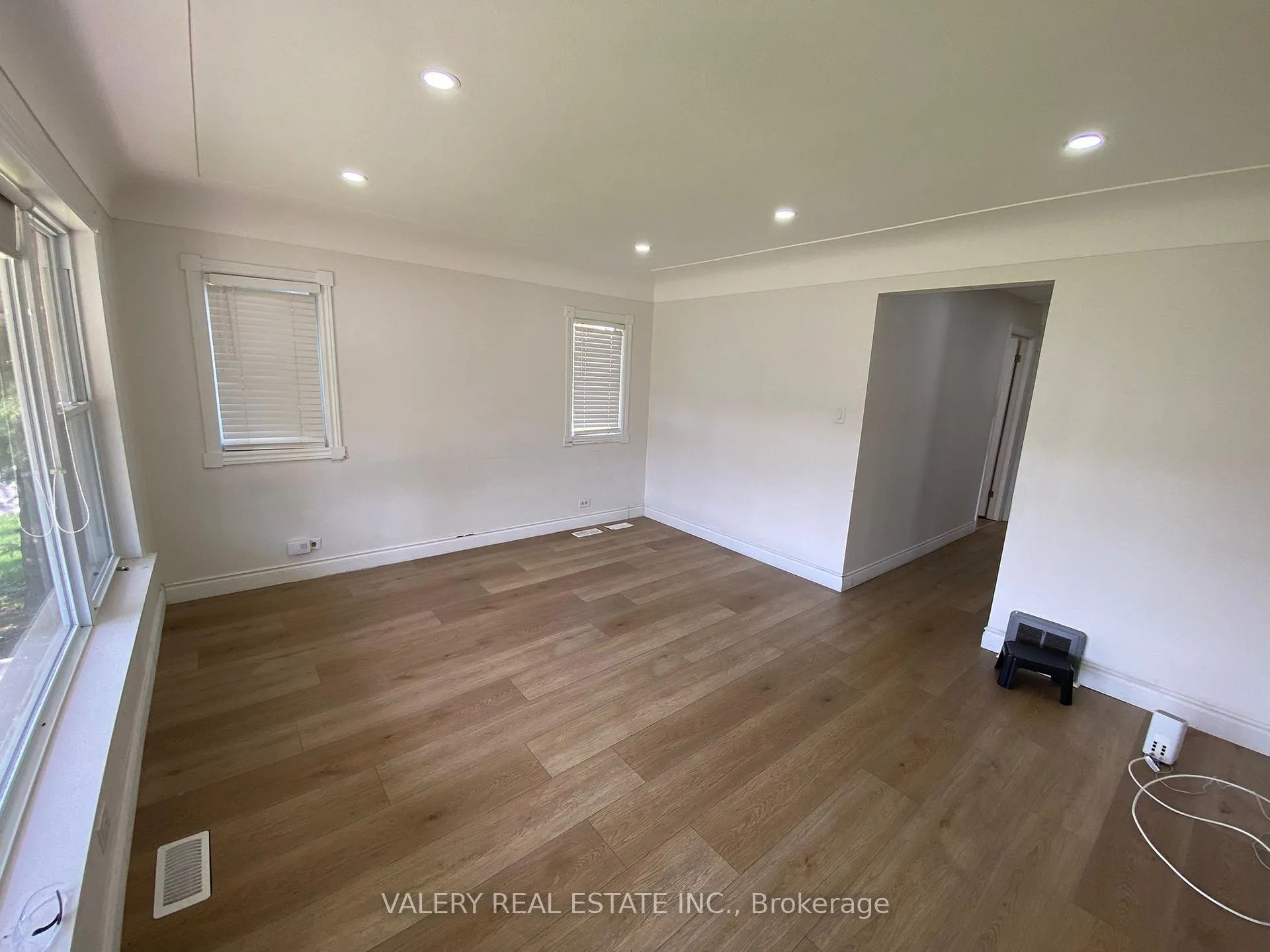 Photo 23 of Unit Main, 374 Edmonton Street, Hamilton, Crown Point — HOMEH