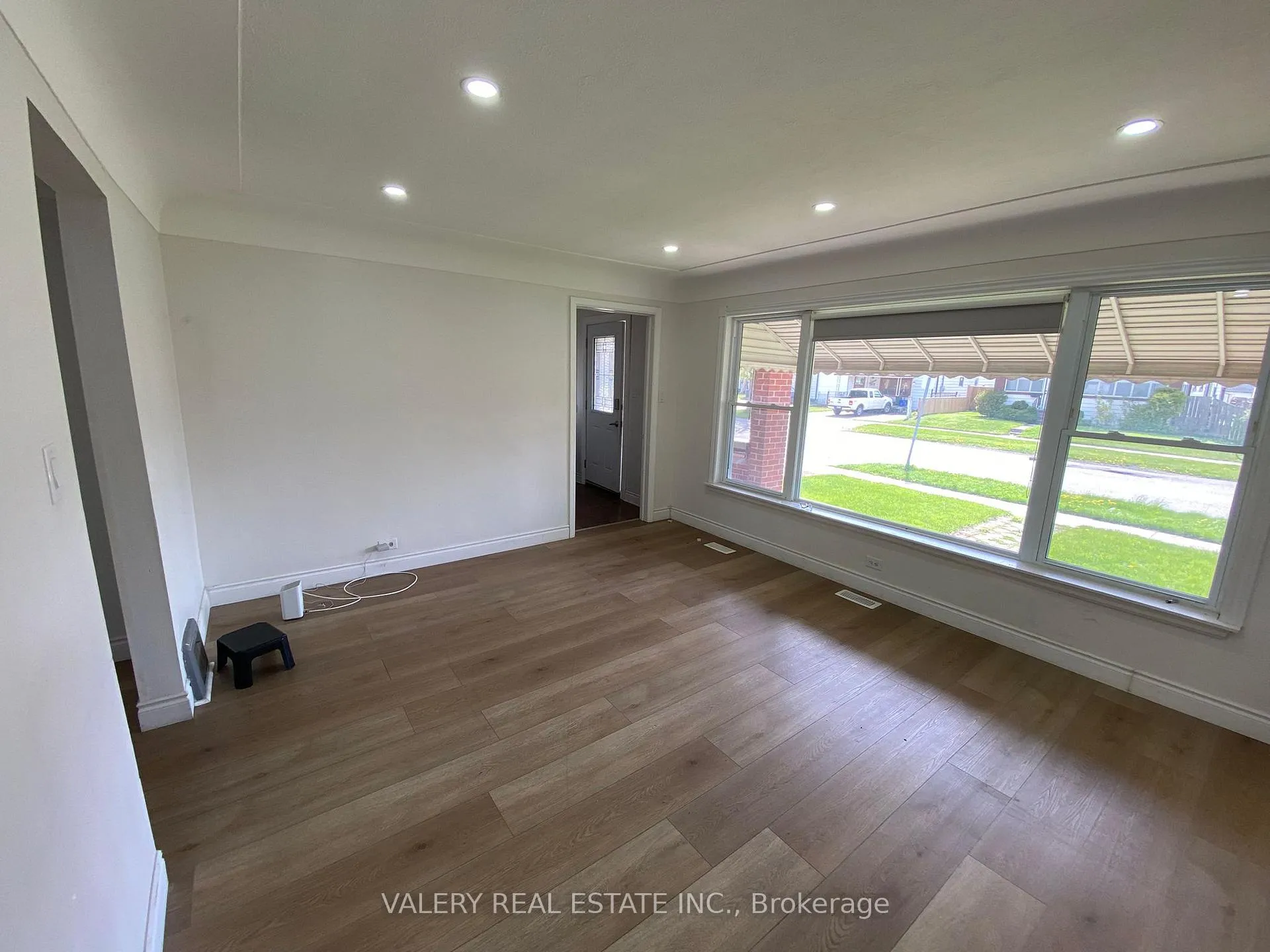 Photo 33 of Unit Main, 374 Edmonton Street, Hamilton, Crown Point — HOMEH