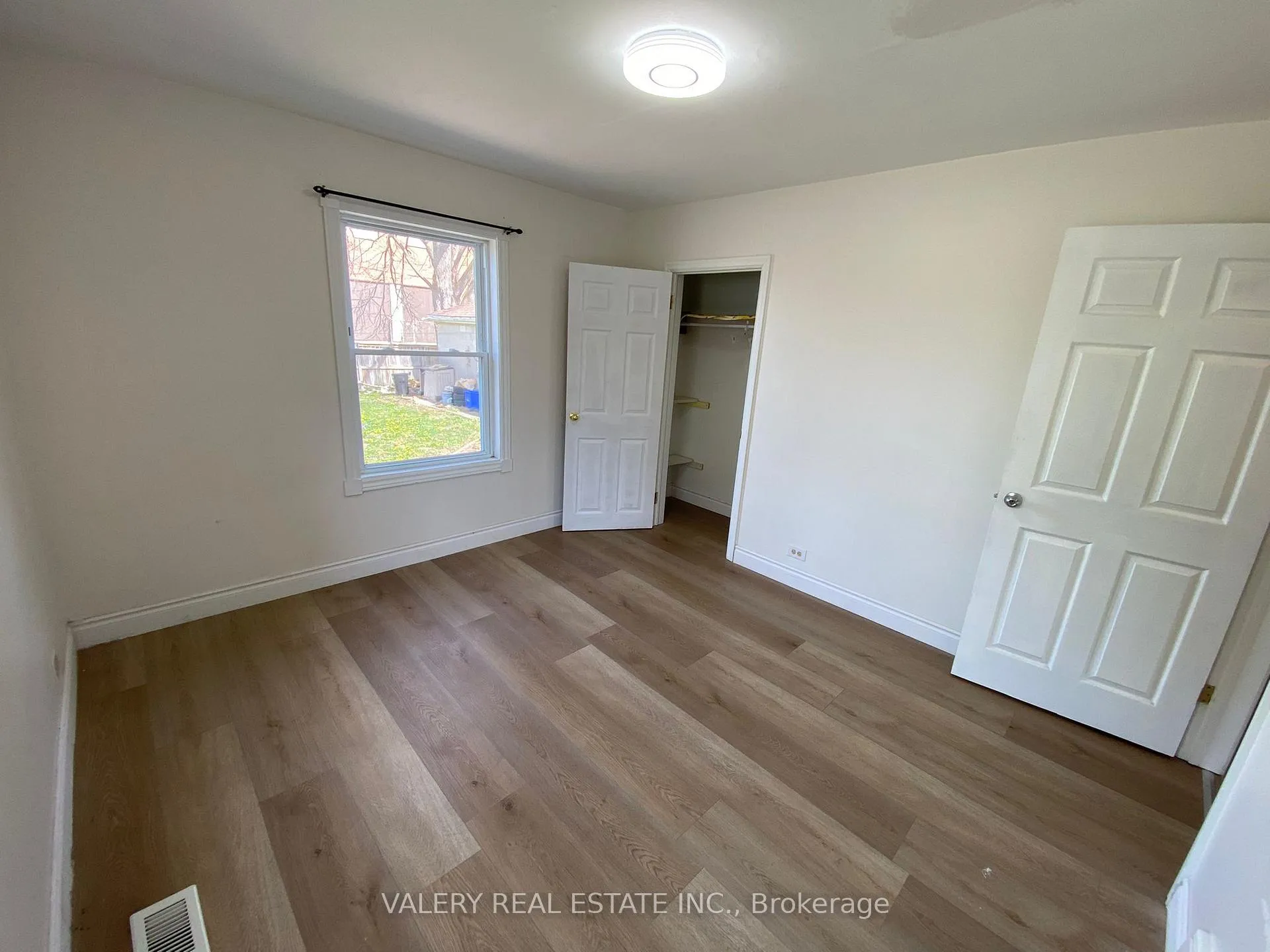 Photo 36 of Unit Main, 374 Edmonton Street, Hamilton, Crown Point — HOMEH