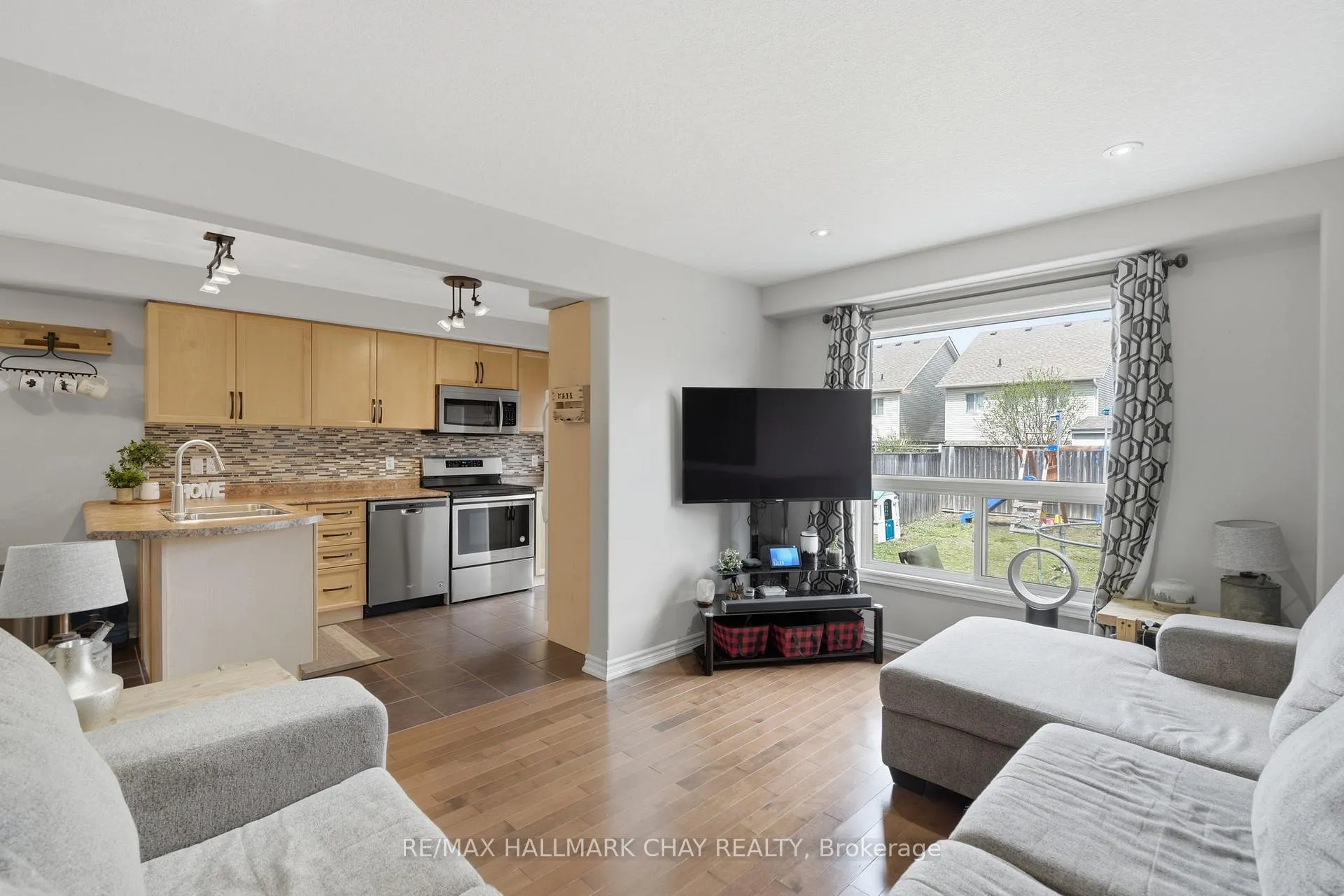Photo 14 of 36 Quigley Street, Essa, Angus — HOMEH