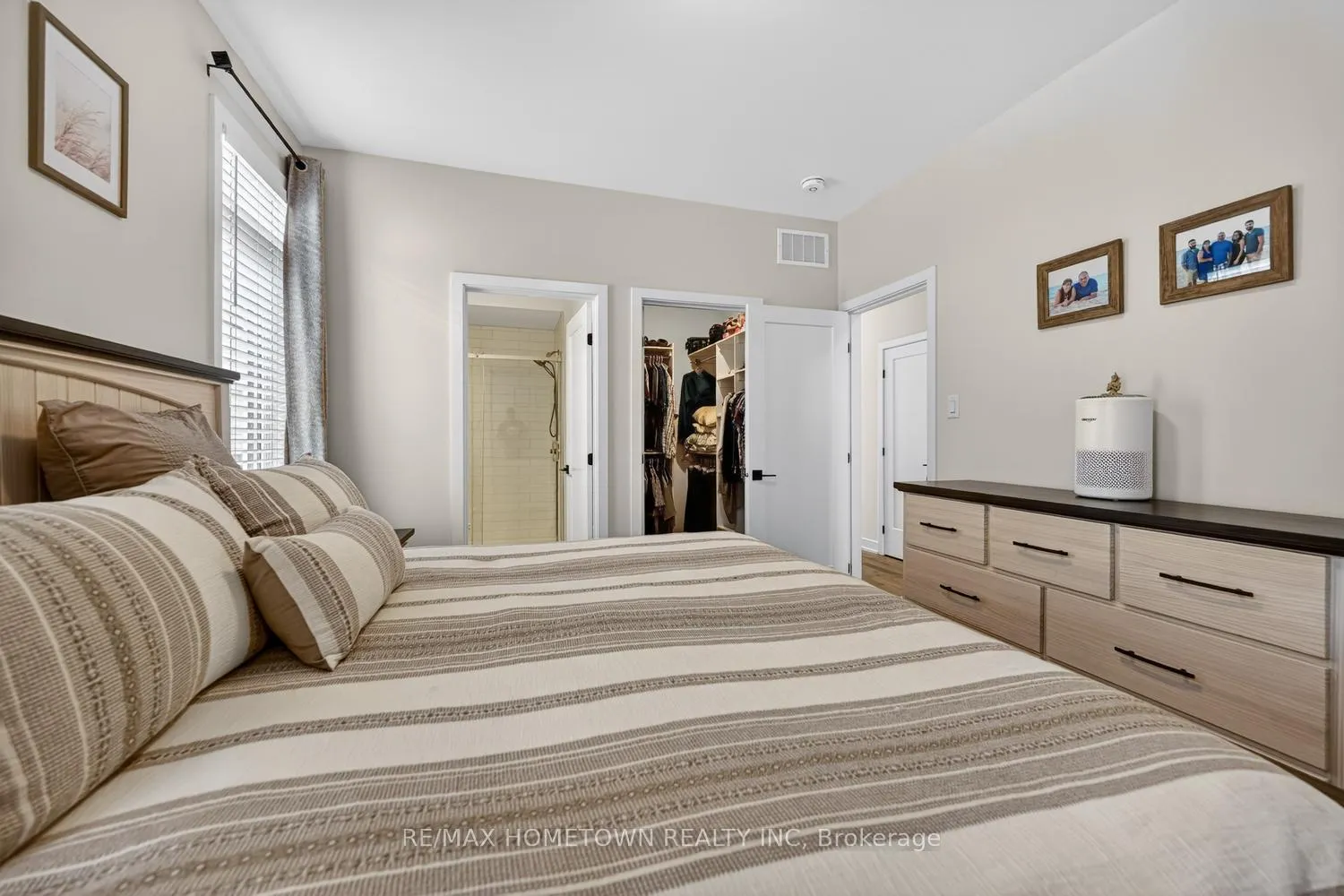 Photo 9 of 1253 Potter Drive, Brockville — HOMEH