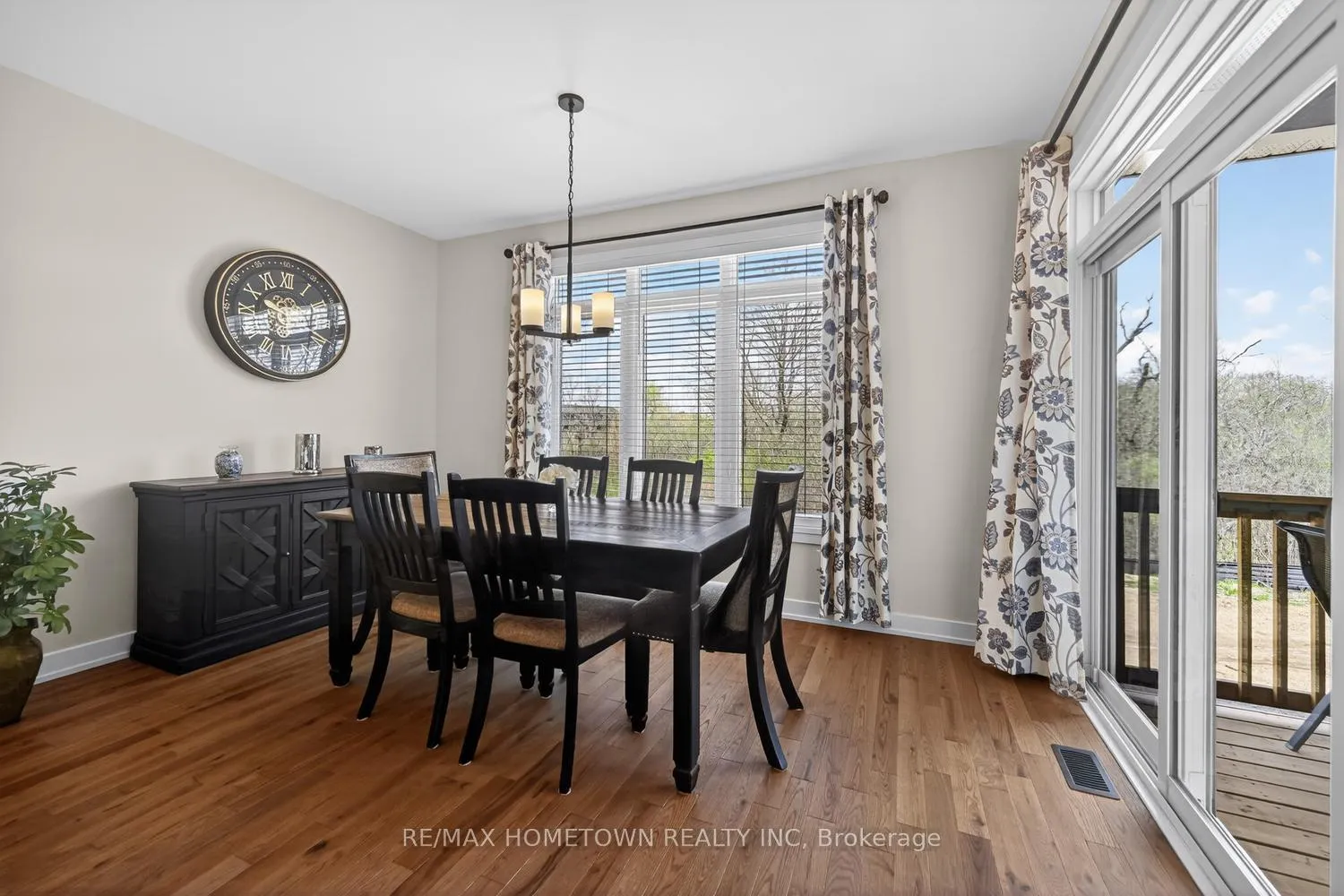 Photo 25 of 1253 Potter Drive, Brockville — HOMEH