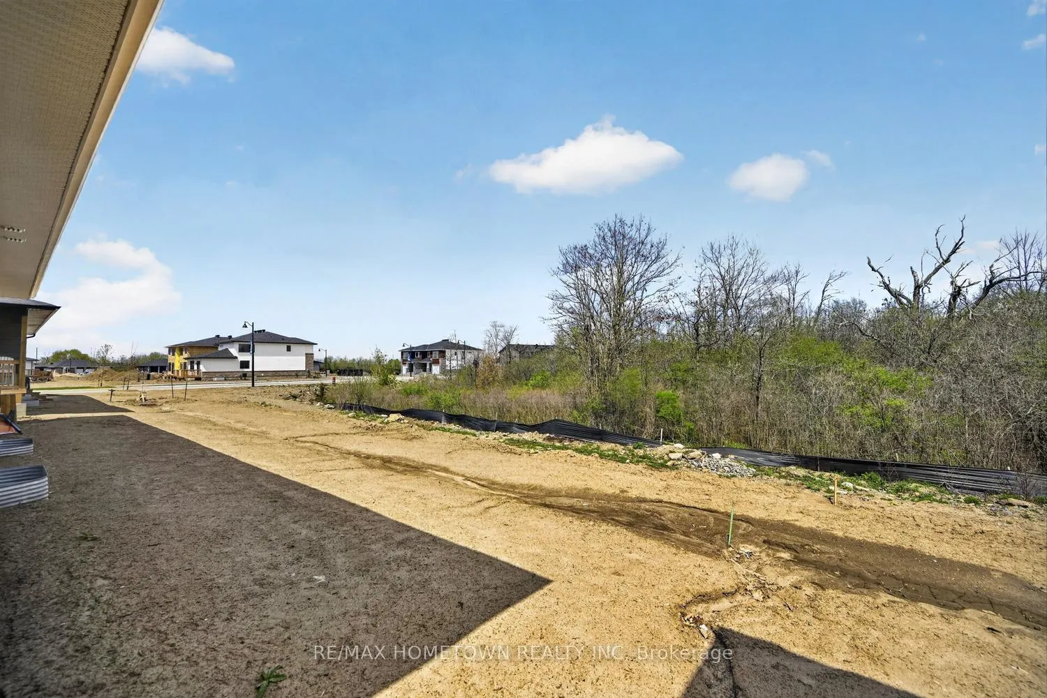 Photo 34 of 1253 Potter Drive, Brockville — HOMEH