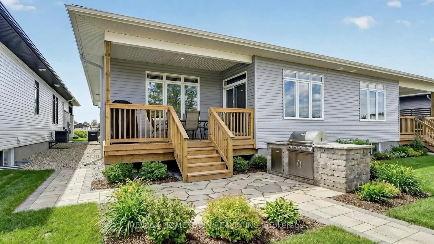 Photo 40 of 1253 Potter Drive, Brockville — HOMEH