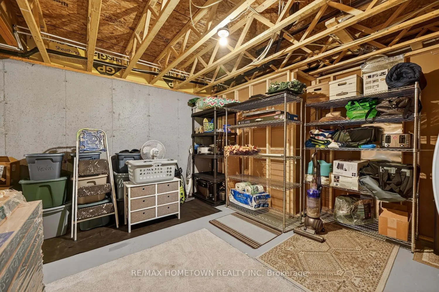Photo 45 of 1253 Potter Drive, Brockville — HOMEH