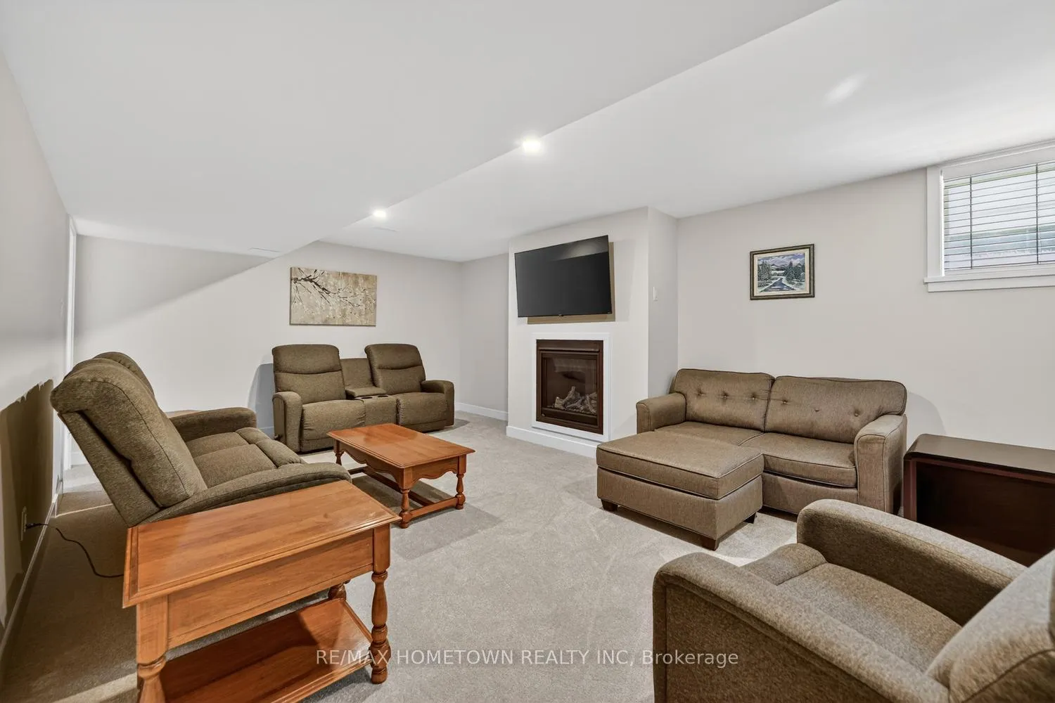 Photo 50 of 1253 Potter Drive, Brockville — HOMEH