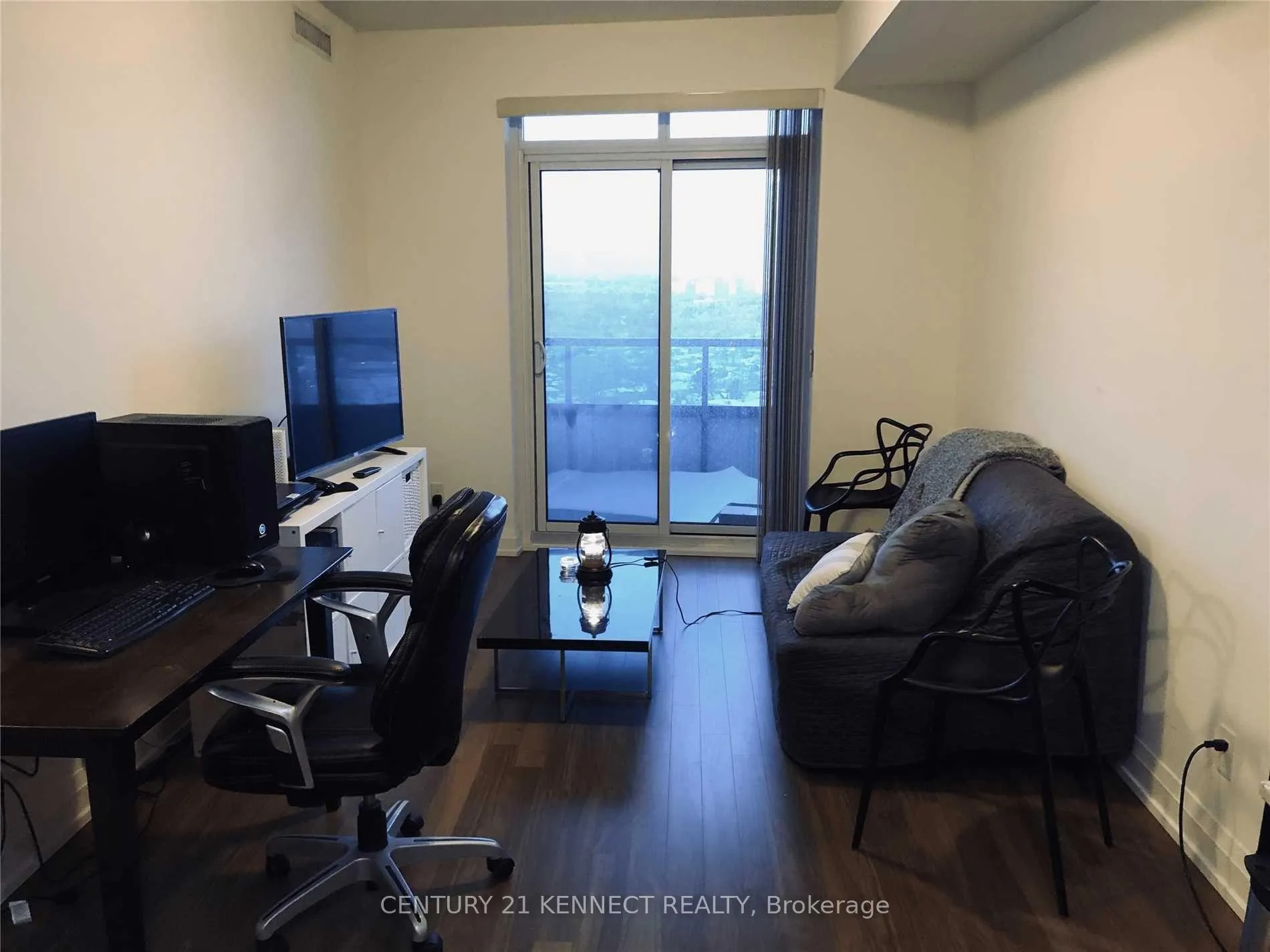 Photo 6 of Unit 1103, 7171 Yonge Street, Markham, Grandview — HOMEH