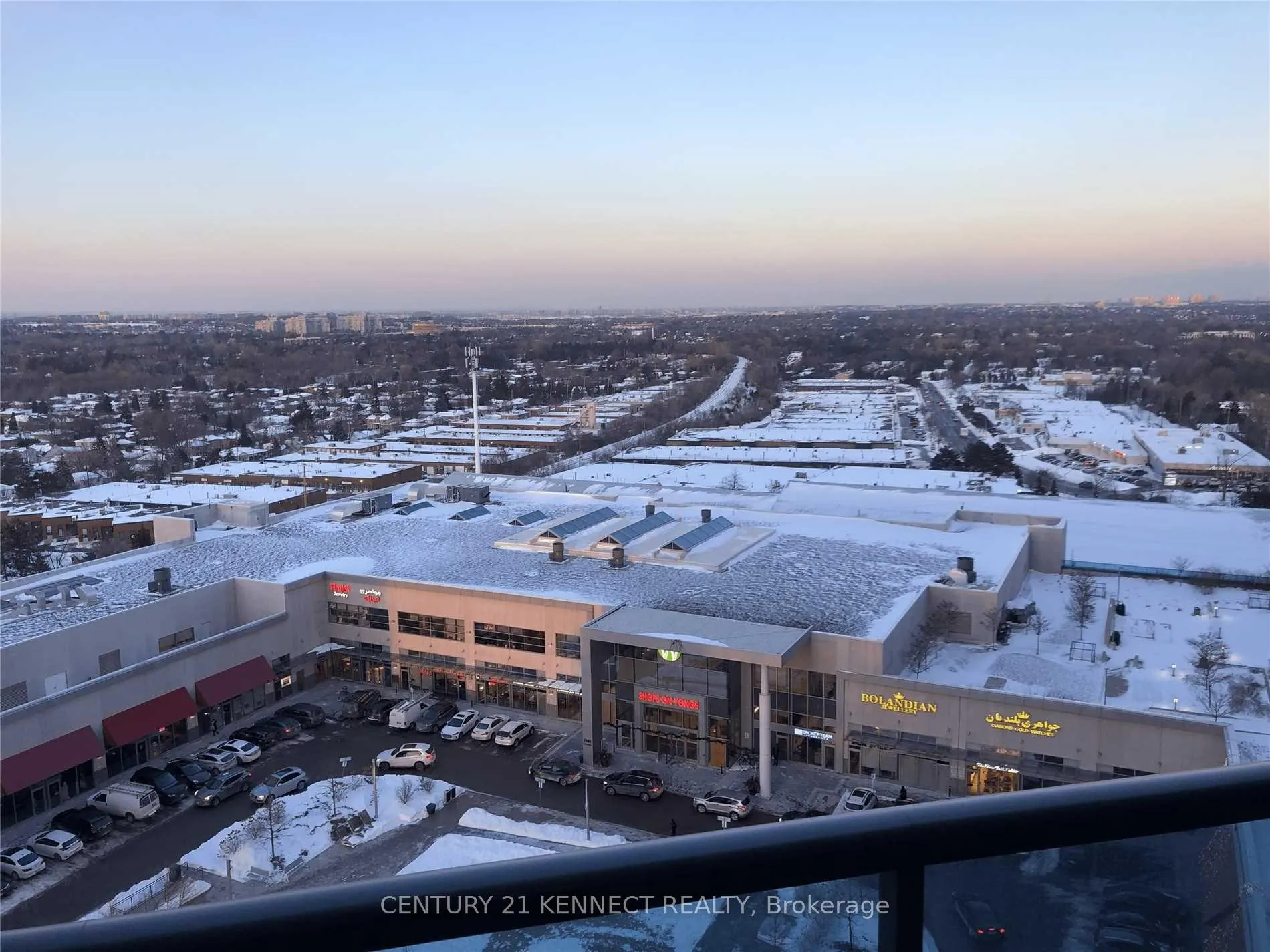 Photo 11 of Unit 1103, 7171 Yonge Street, Markham, Grandview — HOMEH