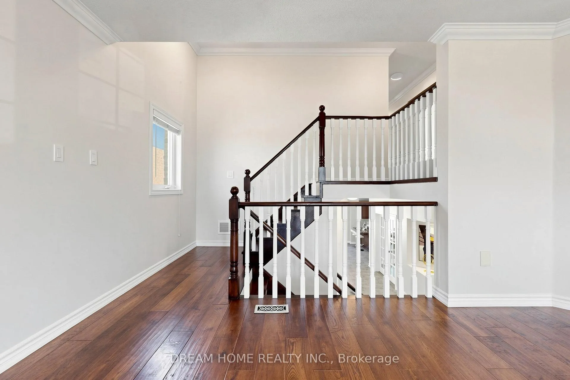 Photo 18 of 1342 Corm Street, Innisfil, Alcona — HOMEH