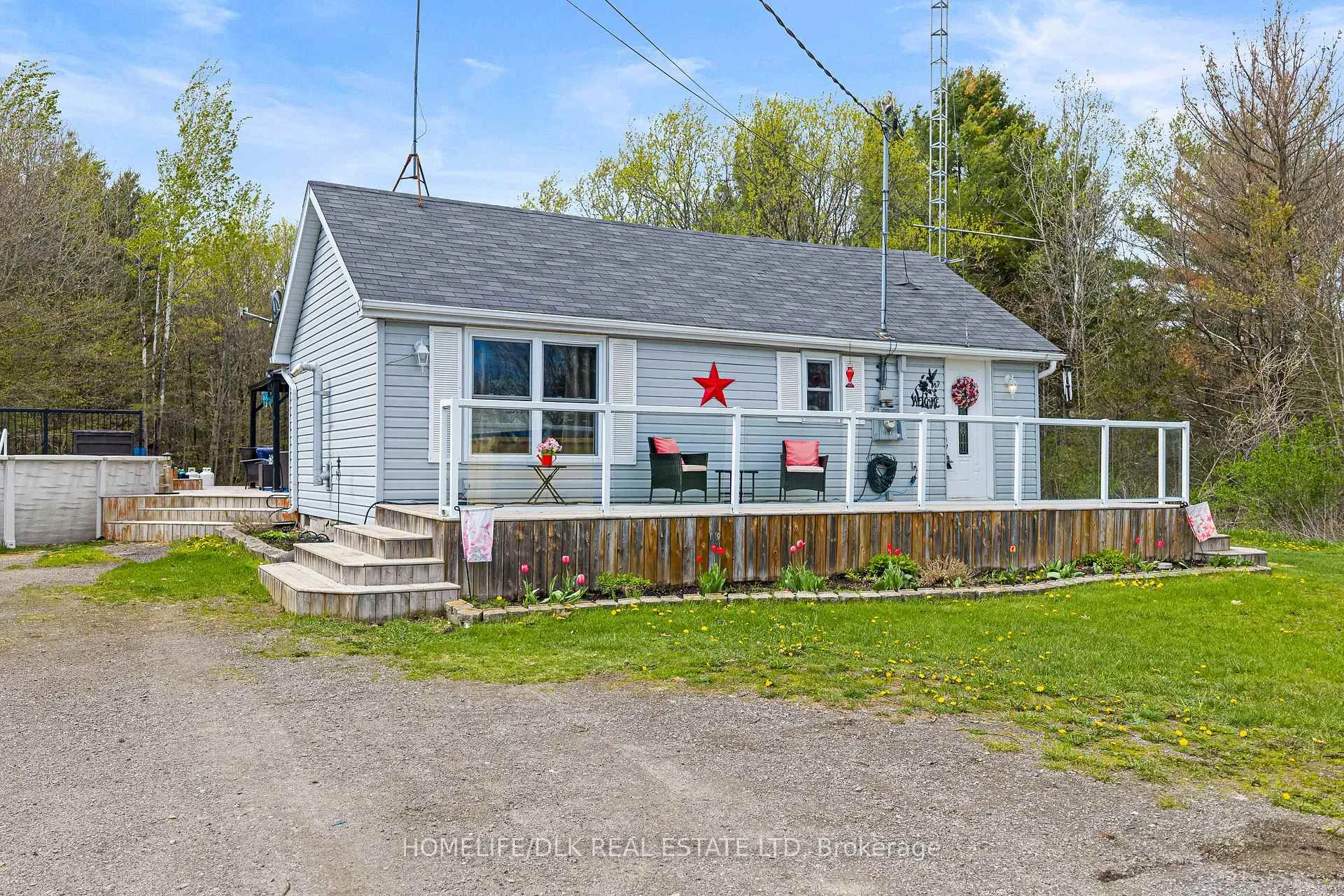 Front of 102 Junetown Road